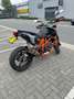 KTM 690 Duke Black Edition Oranje - thumbnail 2