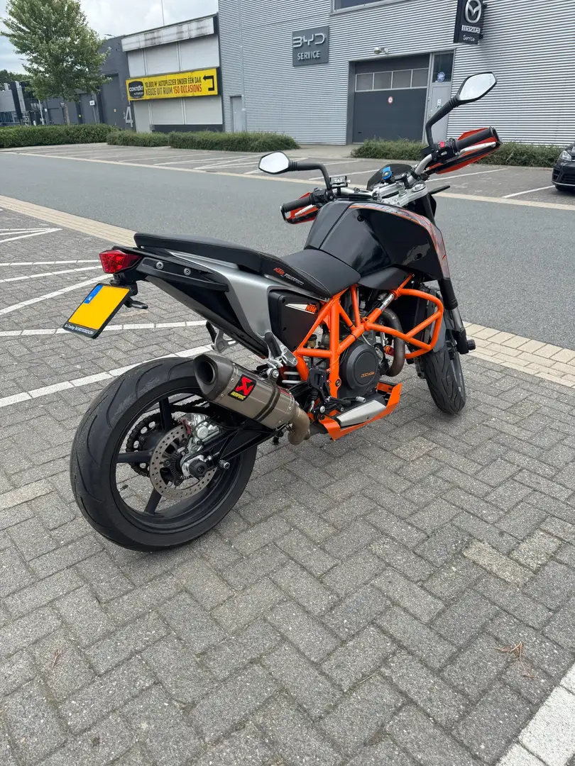 KTM 690 Duke Black Edition Oranje - 2