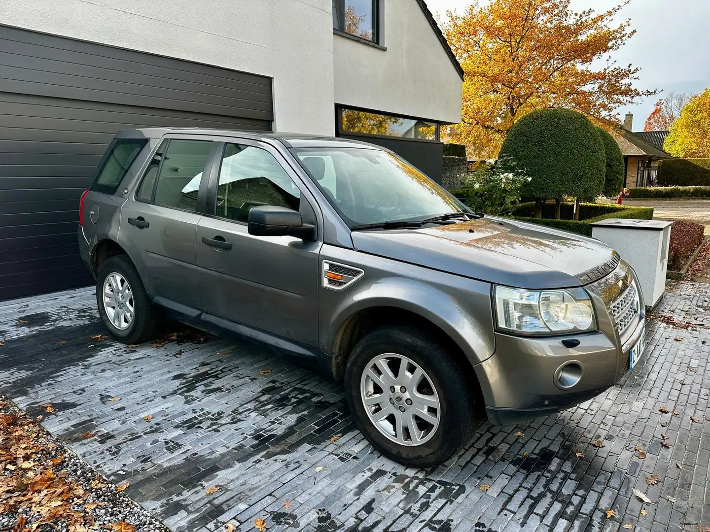 Land Rover Freelander Freelander TD4 SE Grijs - 2