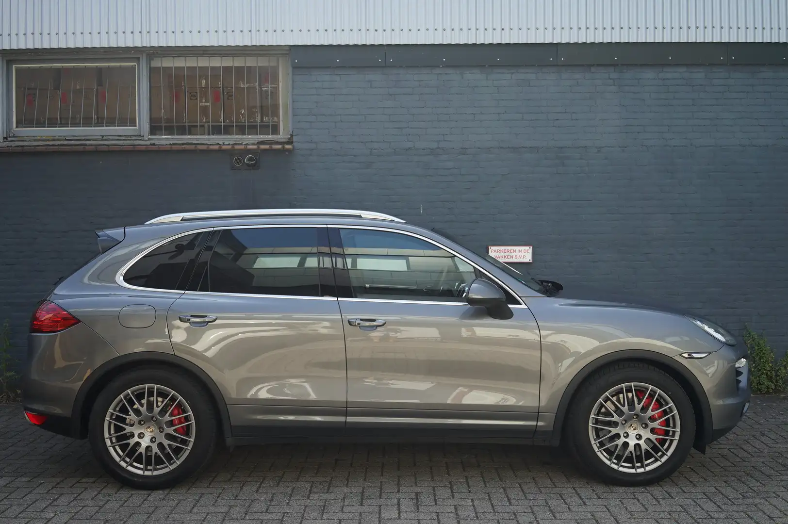 Porsche Cayenne Turbo Let op:115dkm-VOL-'10 Grijs - 2