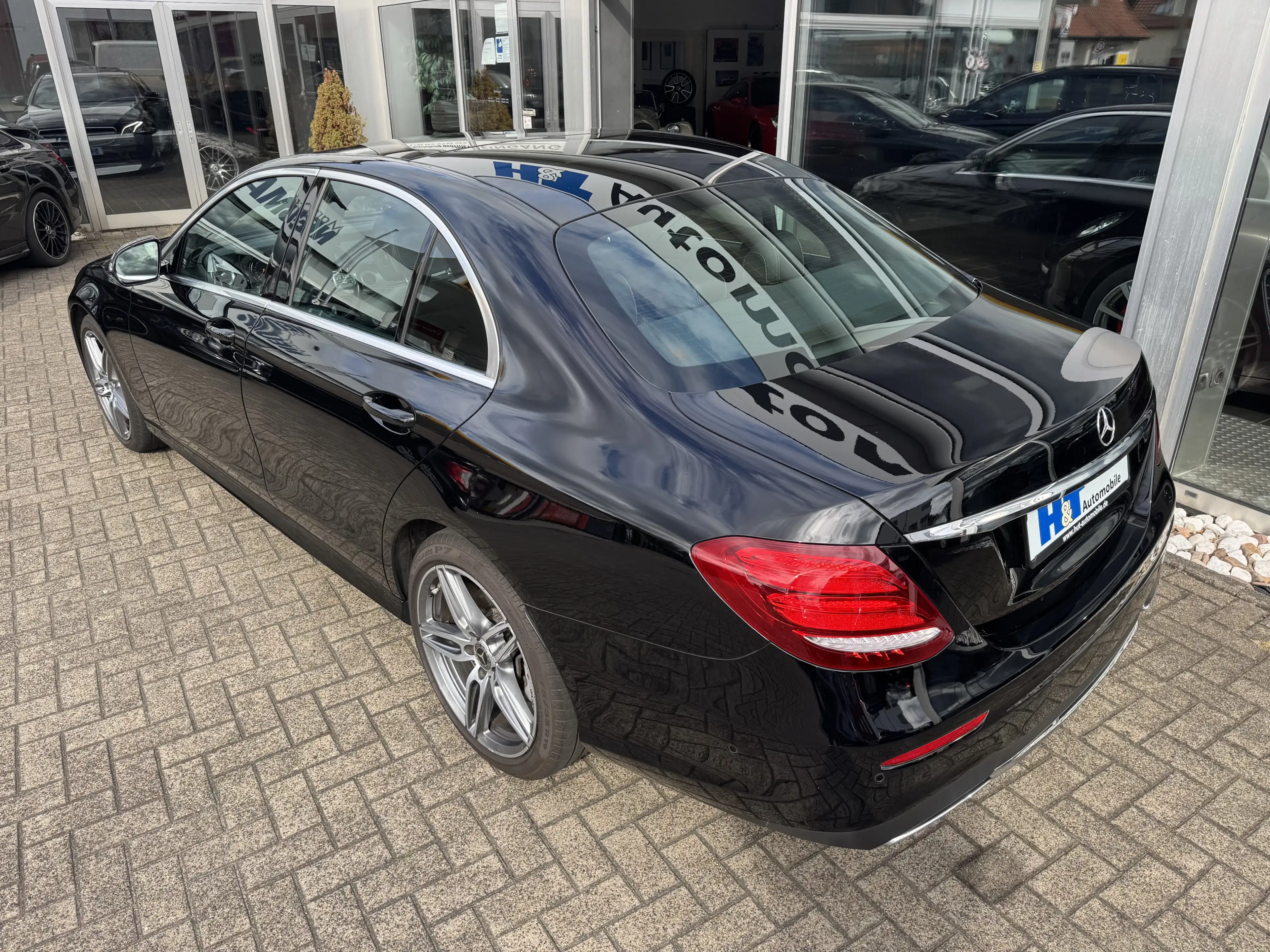 Mercedes-Benz E 350 Pano Multi LED — photo 15