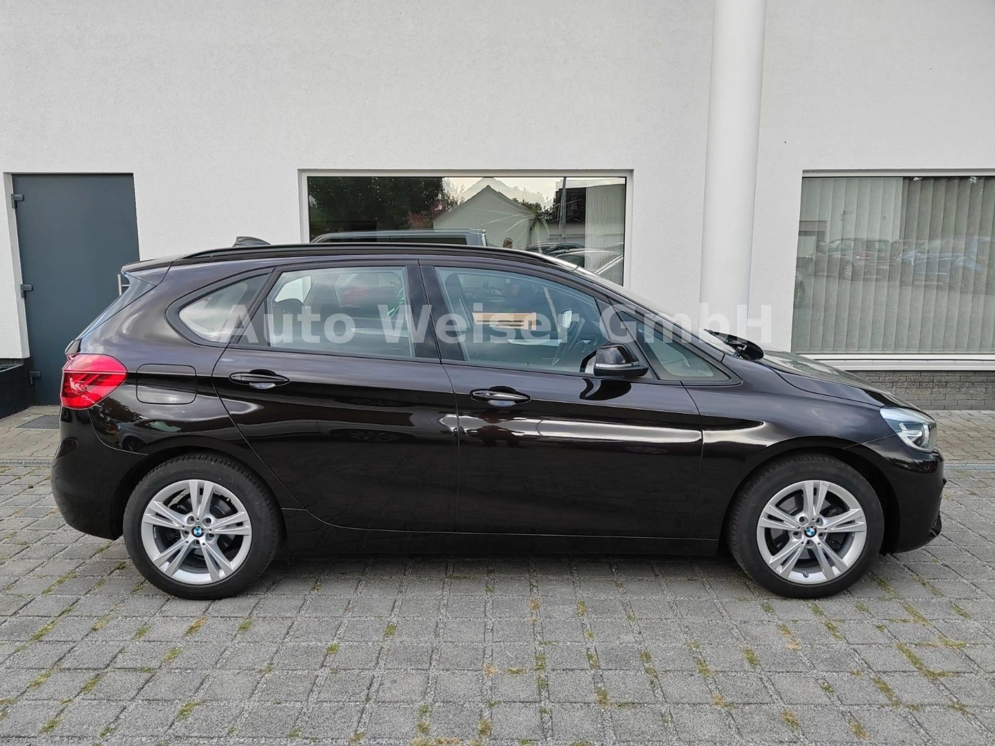 BMW 220 i Active Tourer *AHK*TEMPO*SHZ — photo 8