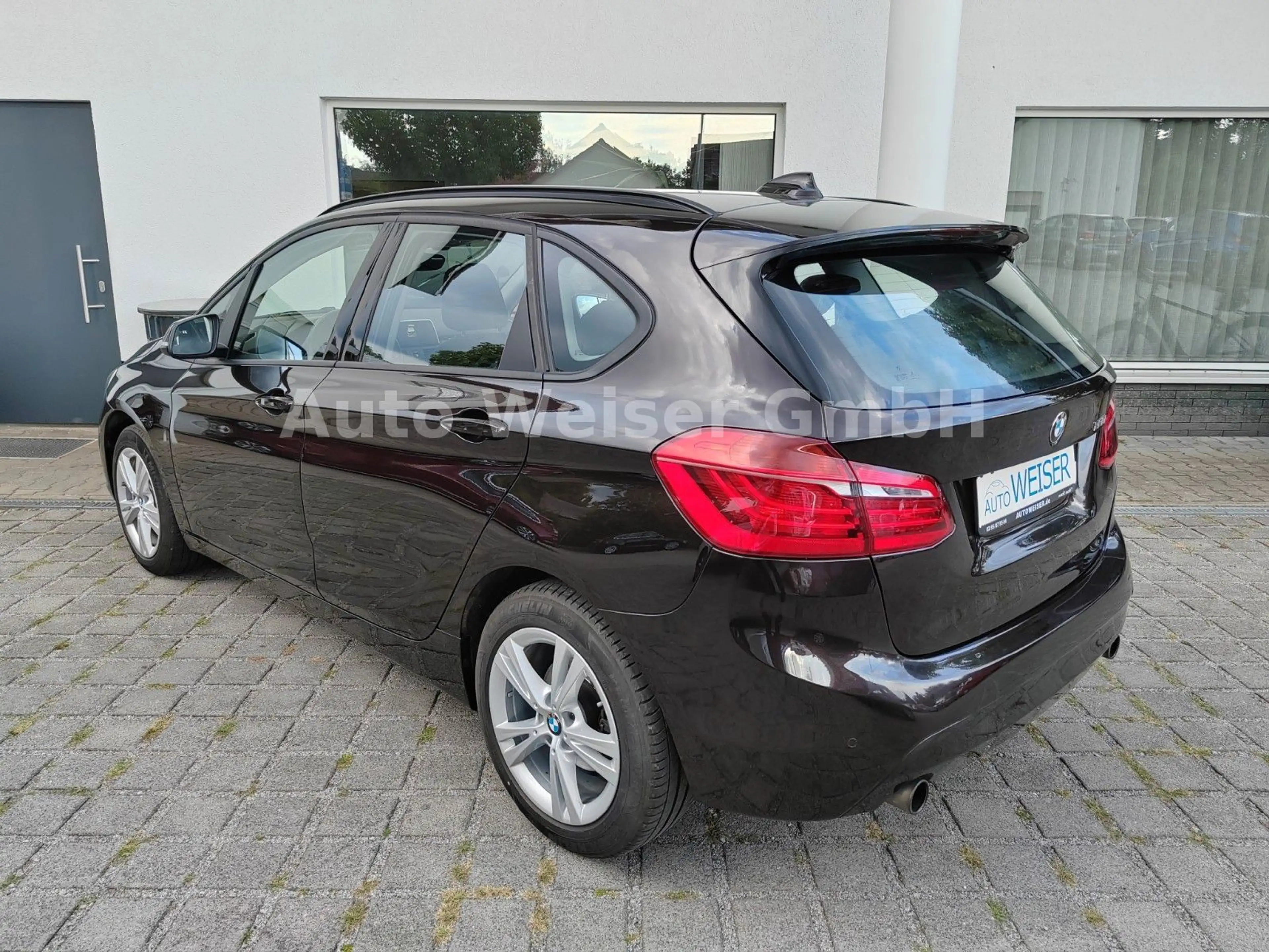 BMW 220 i Active Tourer *AHK*TEMPO*SHZ — photo 5