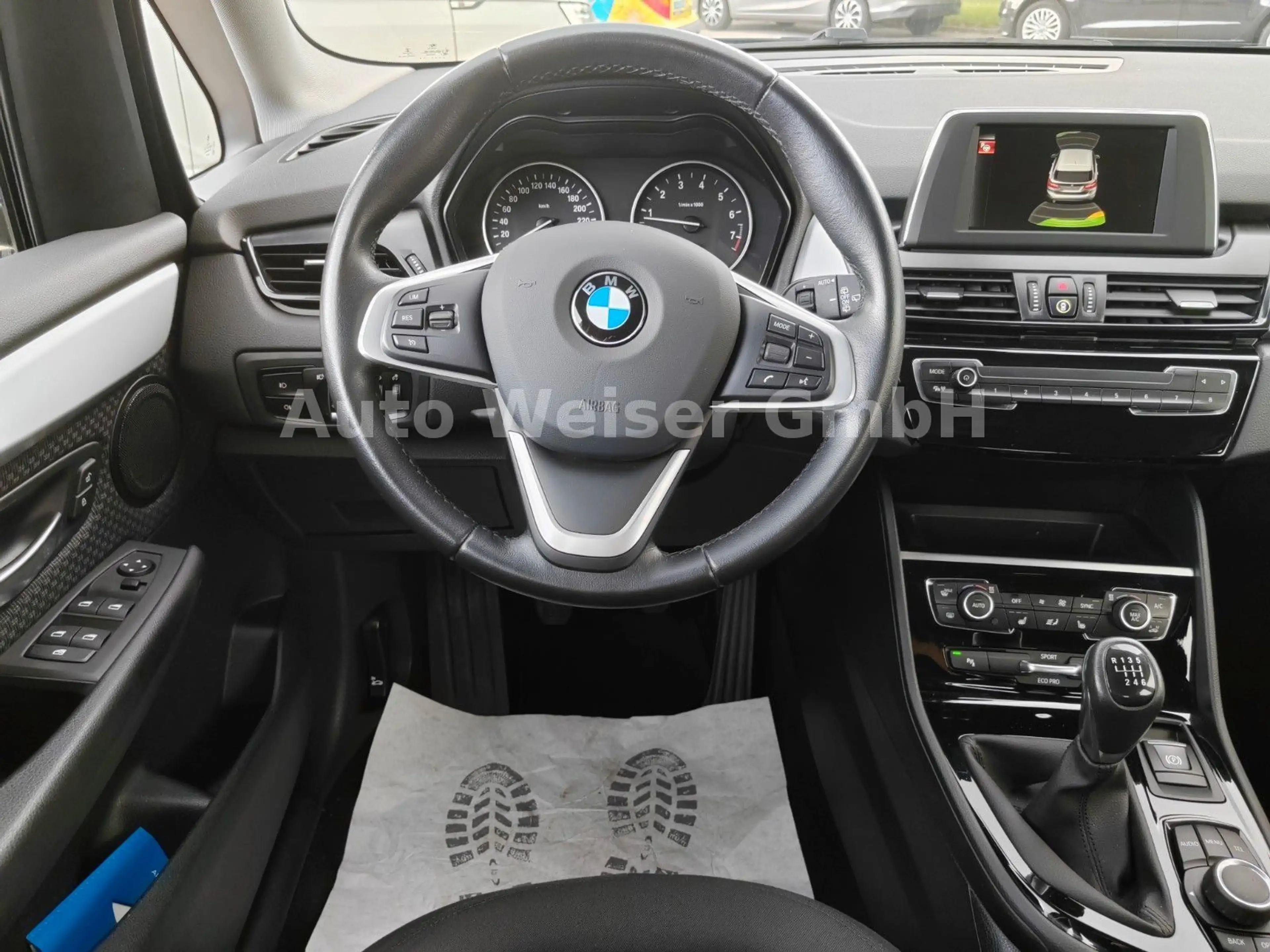 BMW 220 i Active Tourer *AHK*TEMPO*SHZ — photo 14
