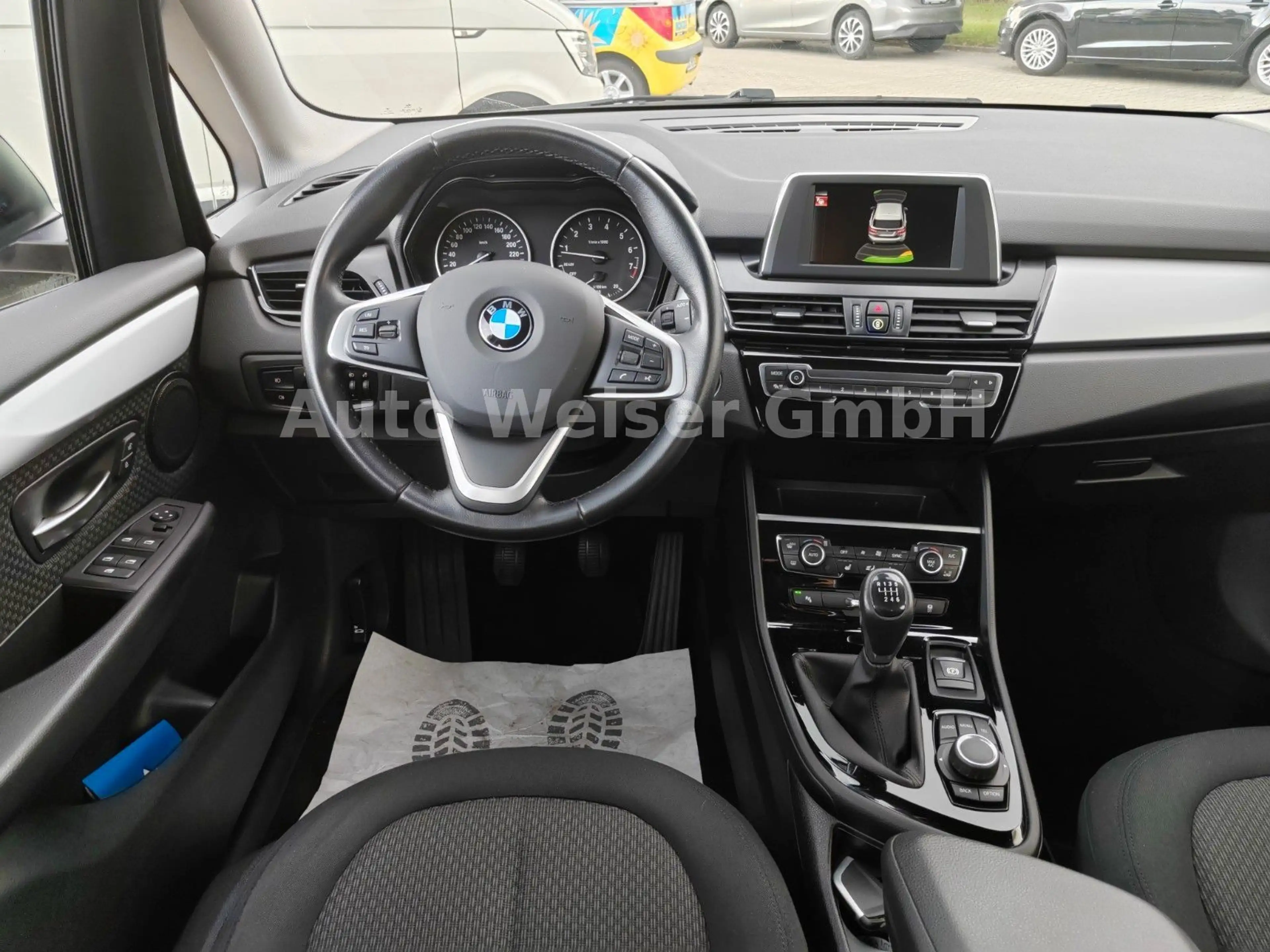 BMW 220 i Active Tourer *AHK*TEMPO*SHZ — photo 13