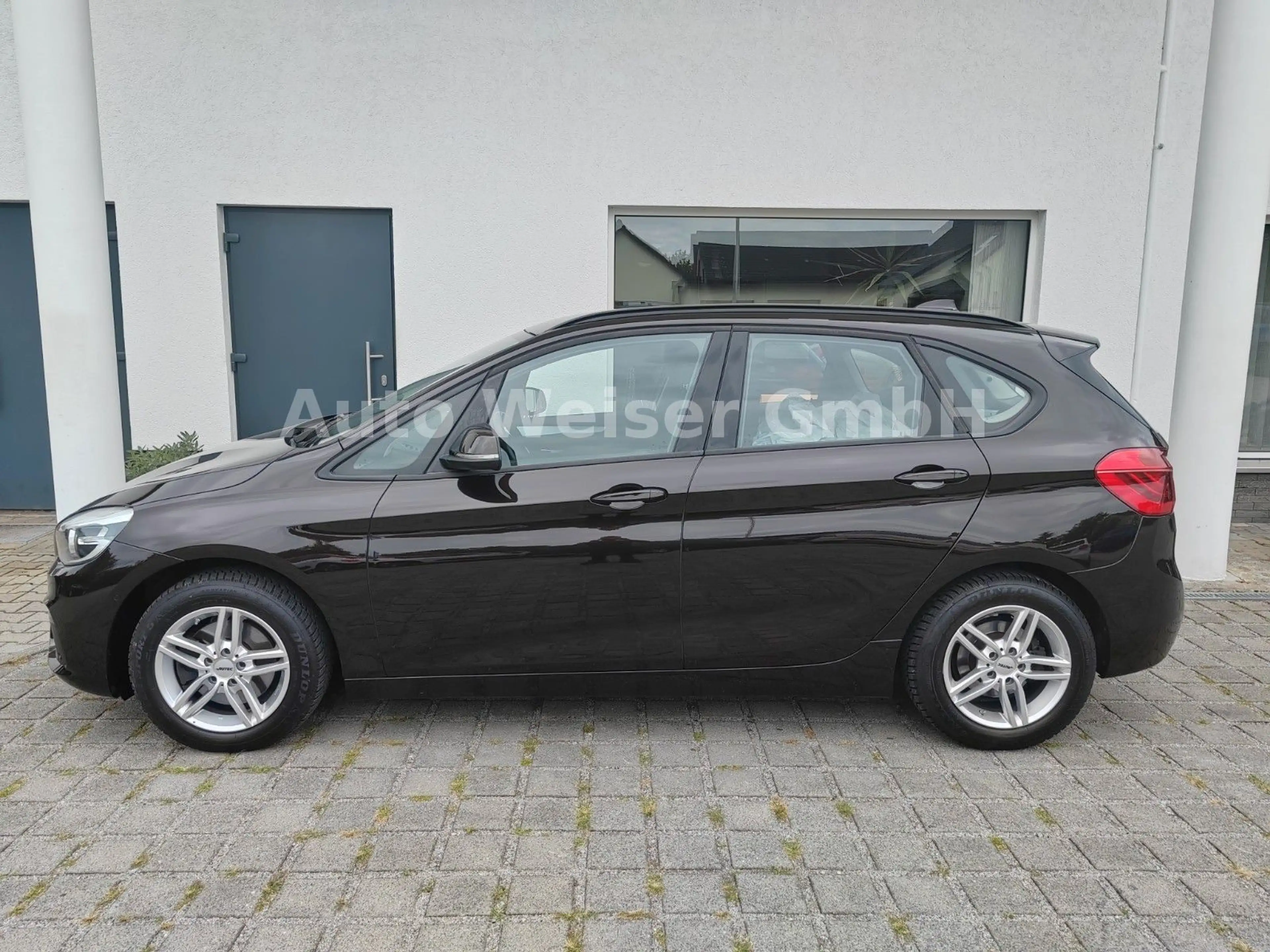 BMW 220 i Active Tourer *AHK*TEMPO*SHZ — photo 4