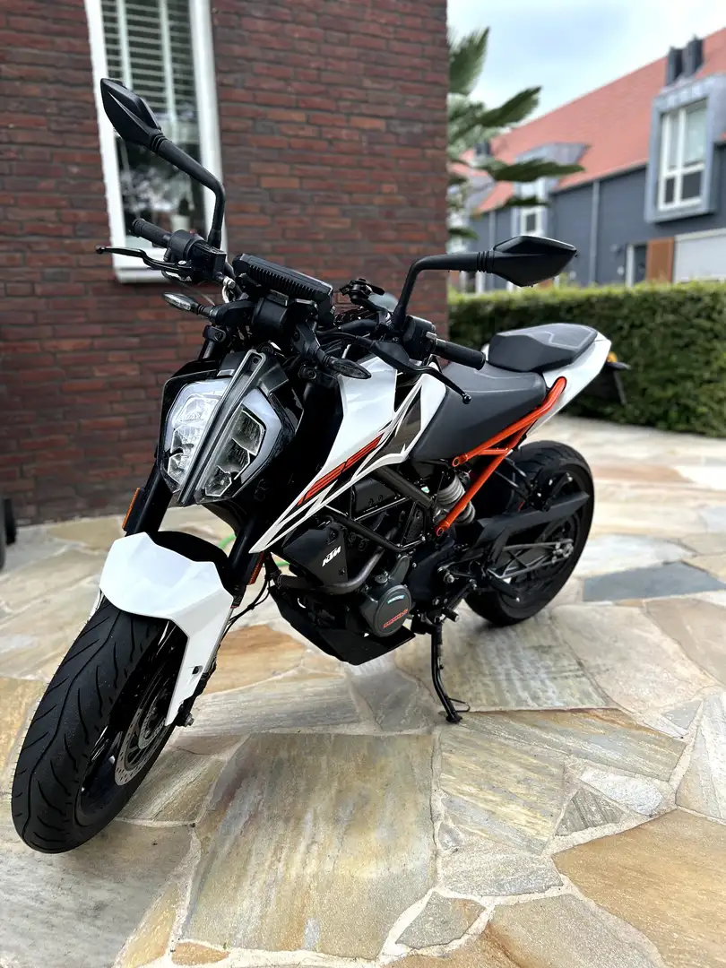 KTM 125 Duke ABS Wit - 1
