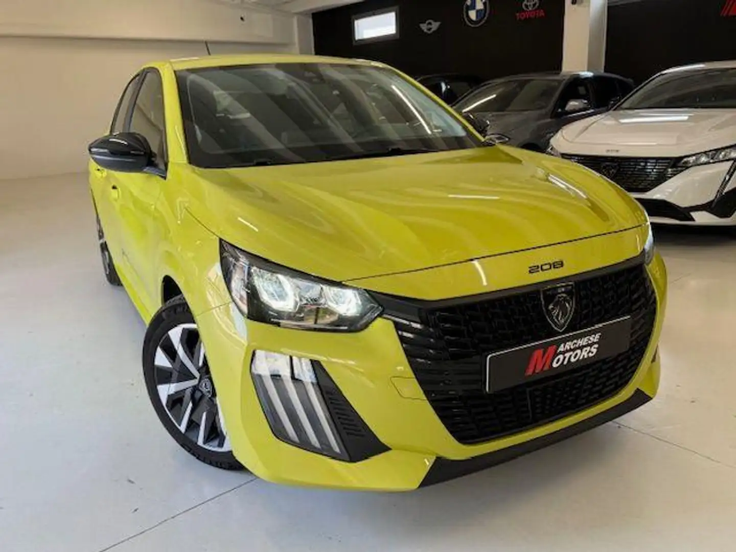 Peugeot 208 PureTech 100 S&S 5p. Active Vert - 1