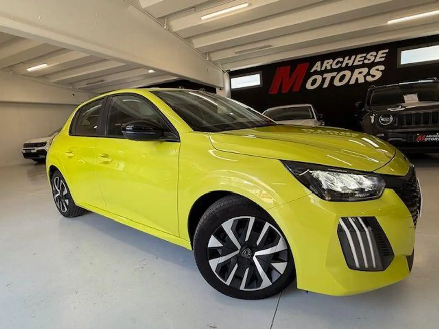 Peugeot 208 PureTech 100 S&S 5p. Active Verde - 2