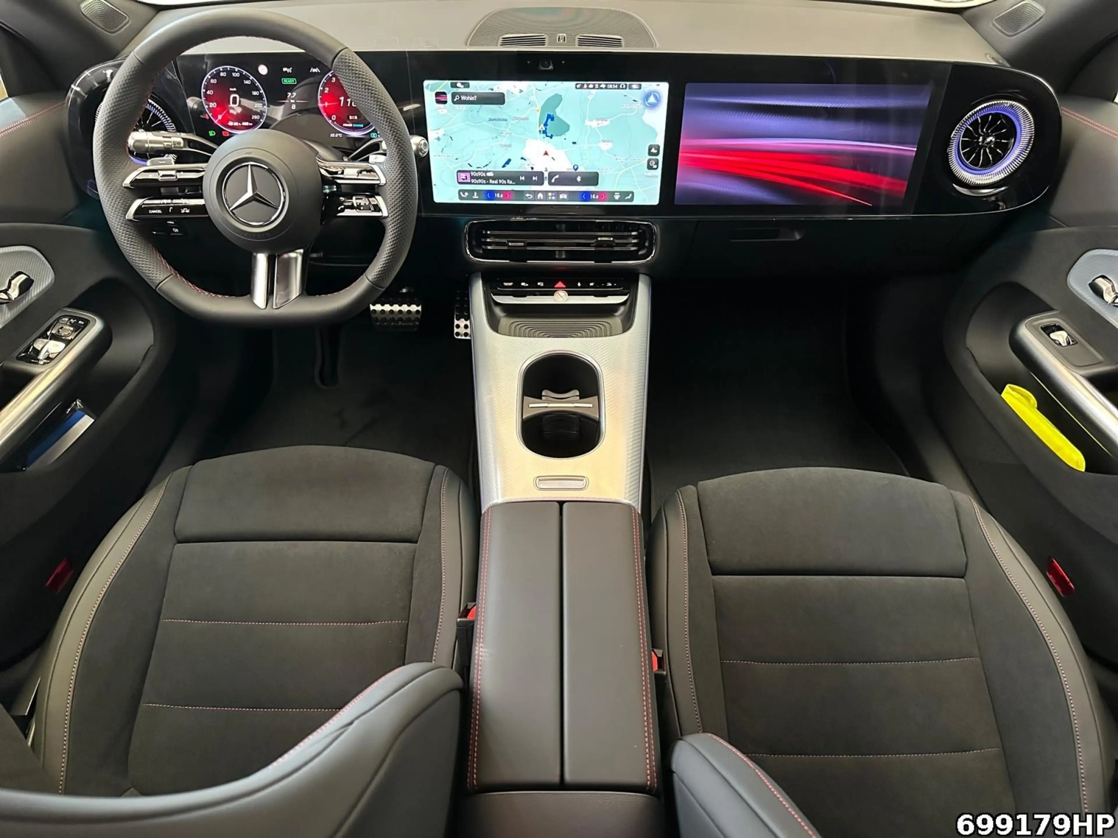 Mercedes-Benz CLA 220 +AMG+NIGHT+SUPERSCREEN+PREMIUM+360°+ — photo 8