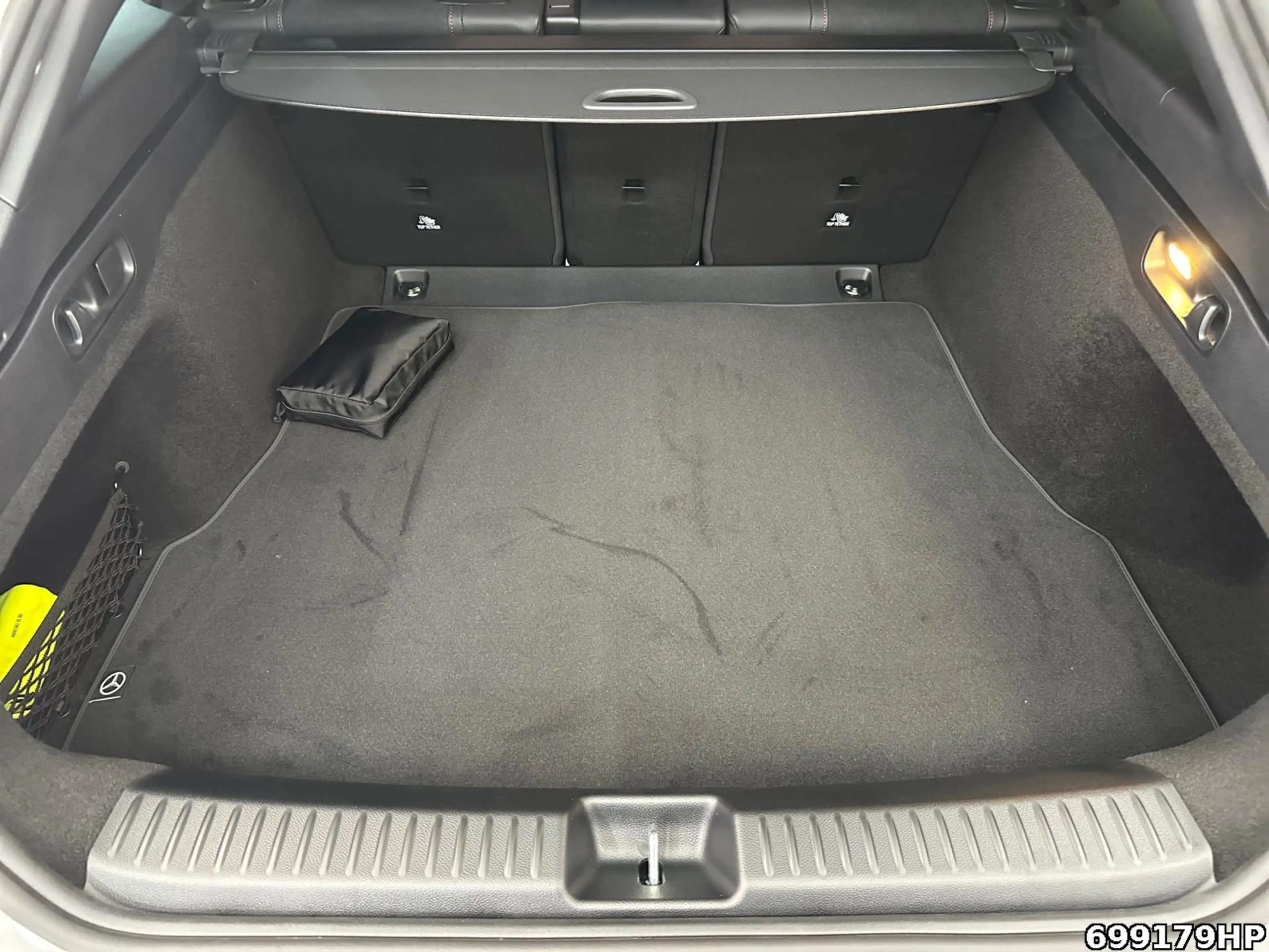 Mercedes-Benz CLA 220 +AMG+NIGHT+SUPERSCREEN+PREMIUM+360°+ — photo 6