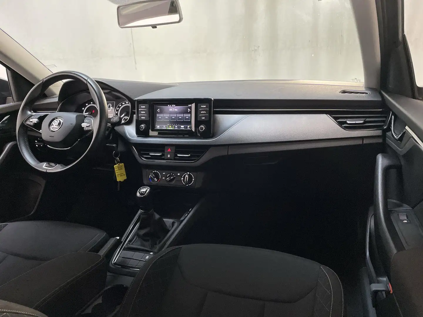 Skoda Scala 1.0 TSI 110pk Ambition App-Connect Parkeersensoren Šedá - 2