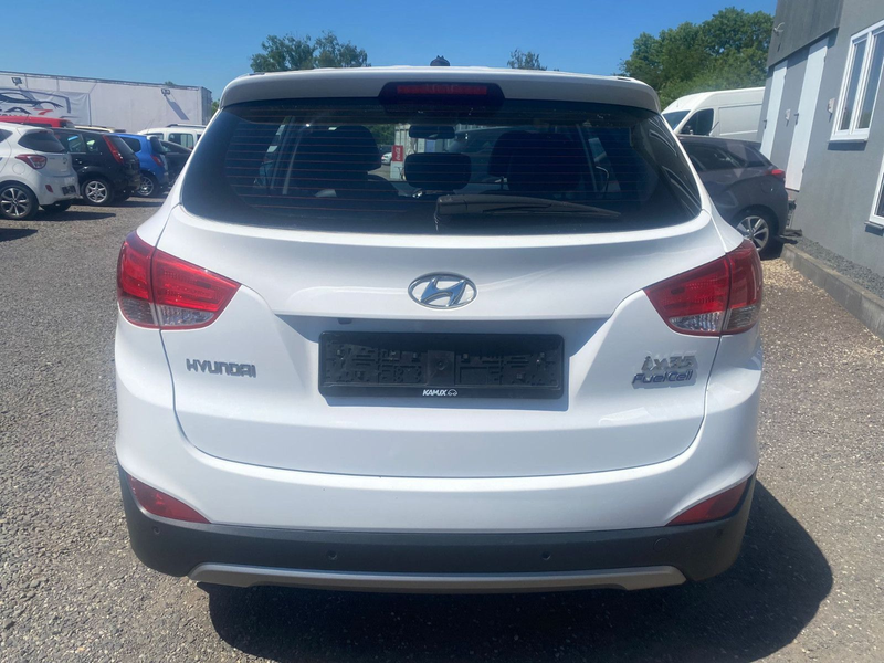 Hyundai iX35 5 Star 2WD*Automatik*PROBLEM*Wasserstoff* — photo 7