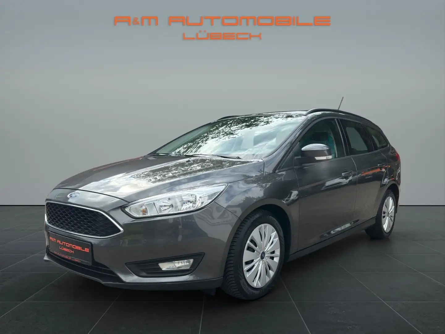 Ford Focus Turnier Business Zahnriemen / Tüv Neu ! Grau - 1