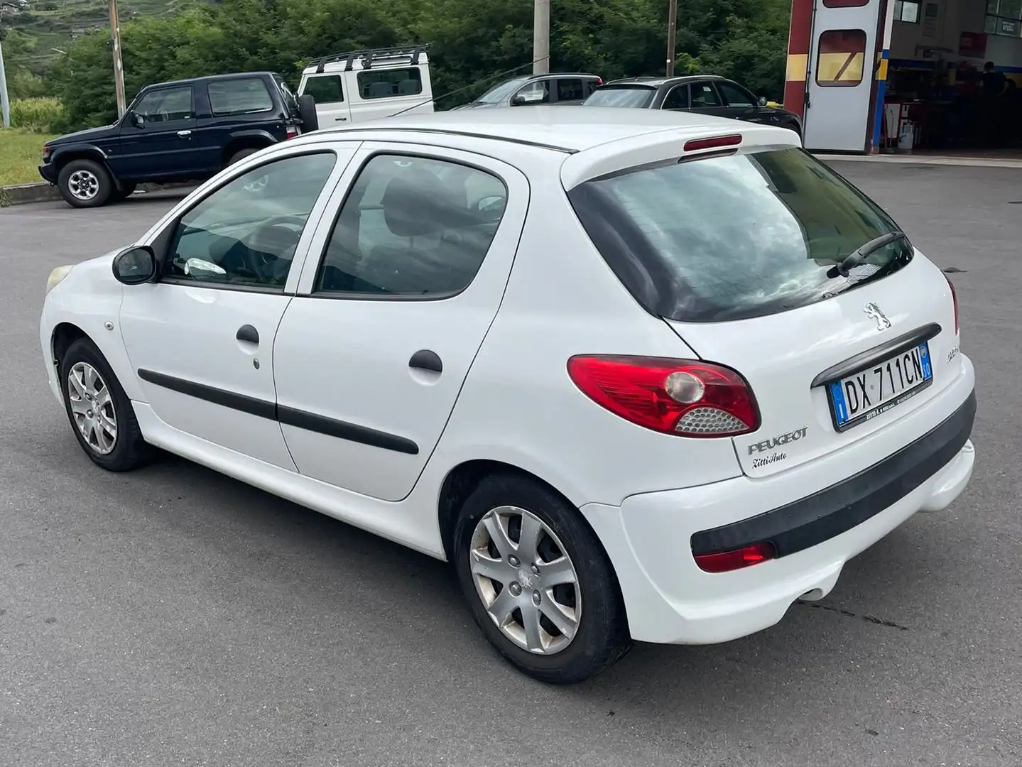 Peugeot 206 206 Plus 1.1 NEOPATENTATI Alb - 2