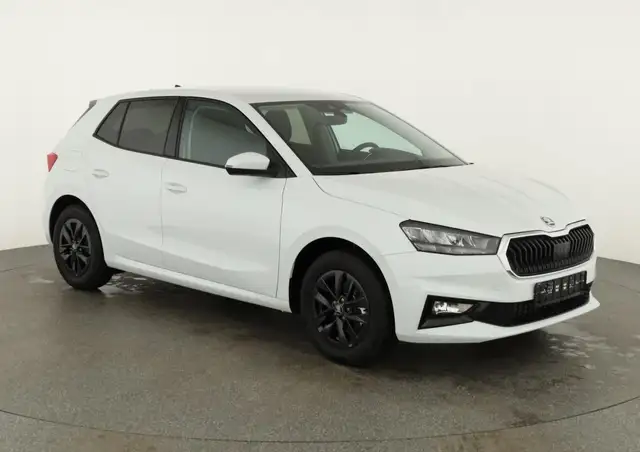 Skoda Fabia main image