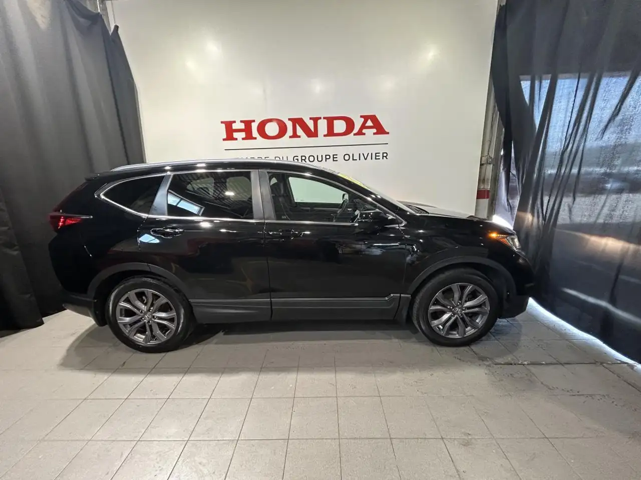 Honda CR-V photo Honda CR-V