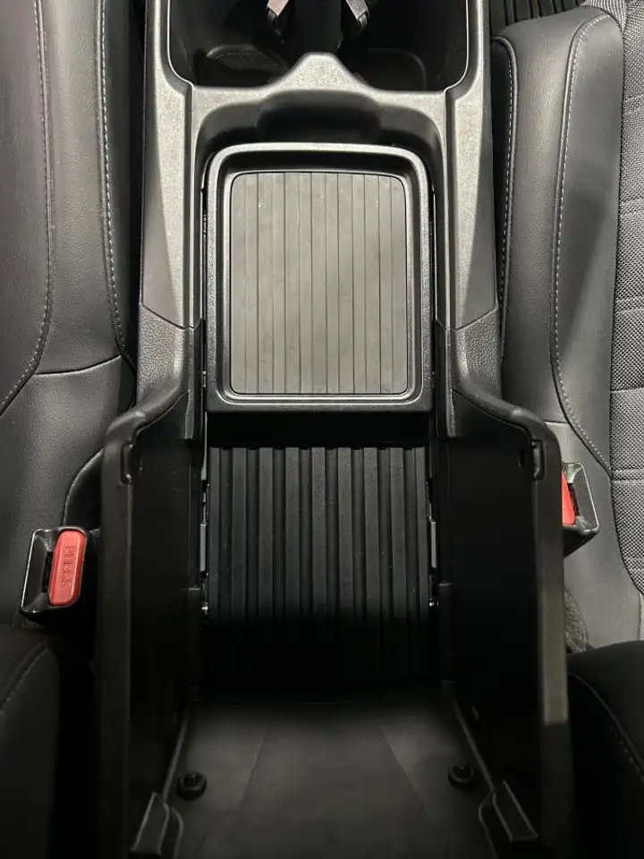 Honda CR-V photo Honda CR-V