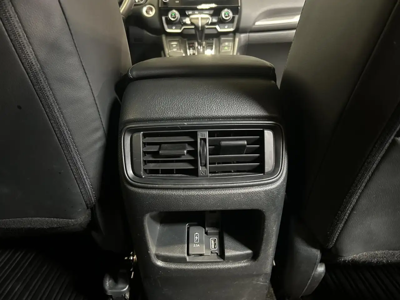 Honda CR-V photo Honda CR-V