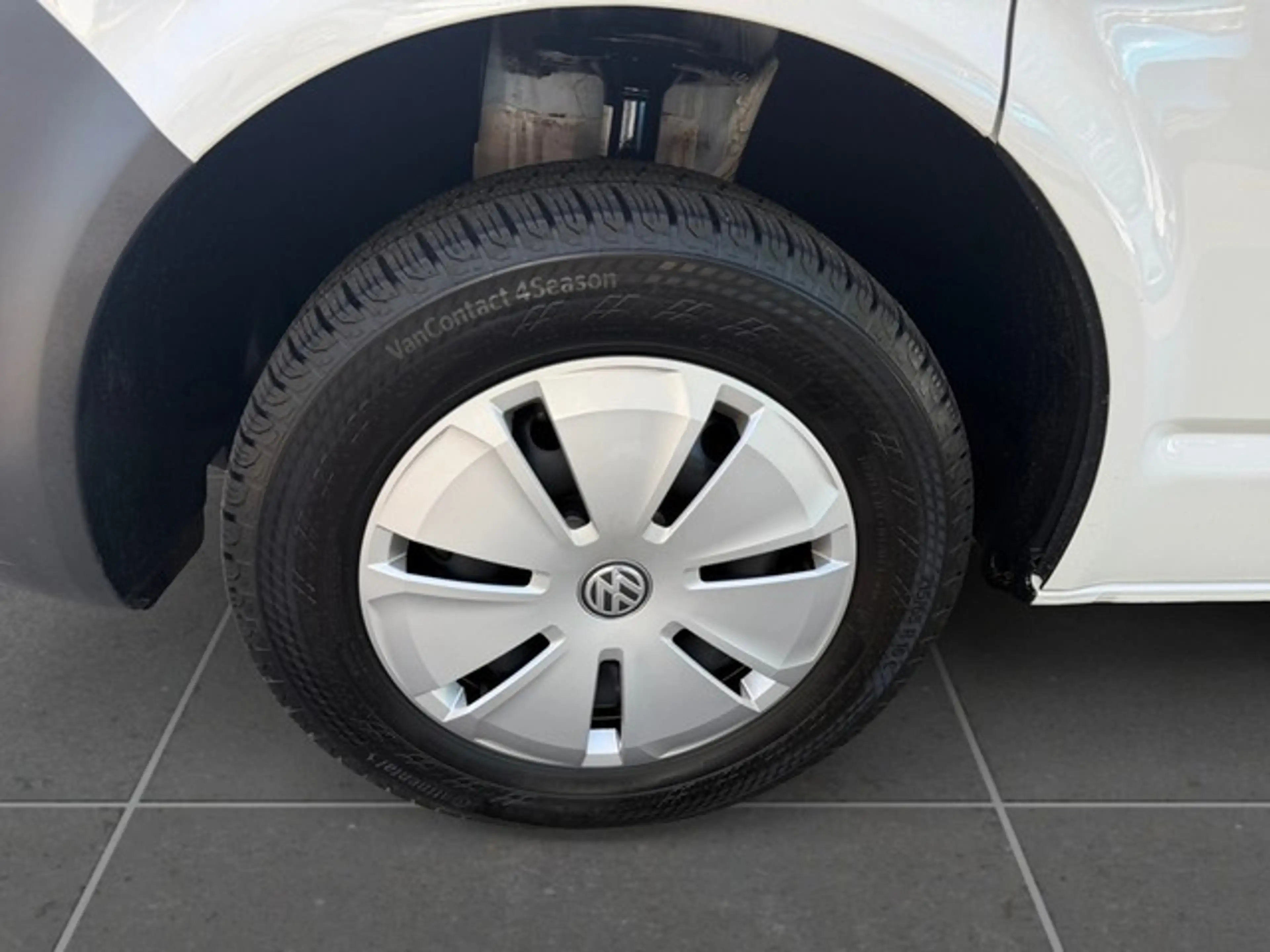 Volkswagen T6.1 Transporter Kasten T6.1 Transporter 2.0TDI +AZV+3-SITZER+KL... — photo 9
