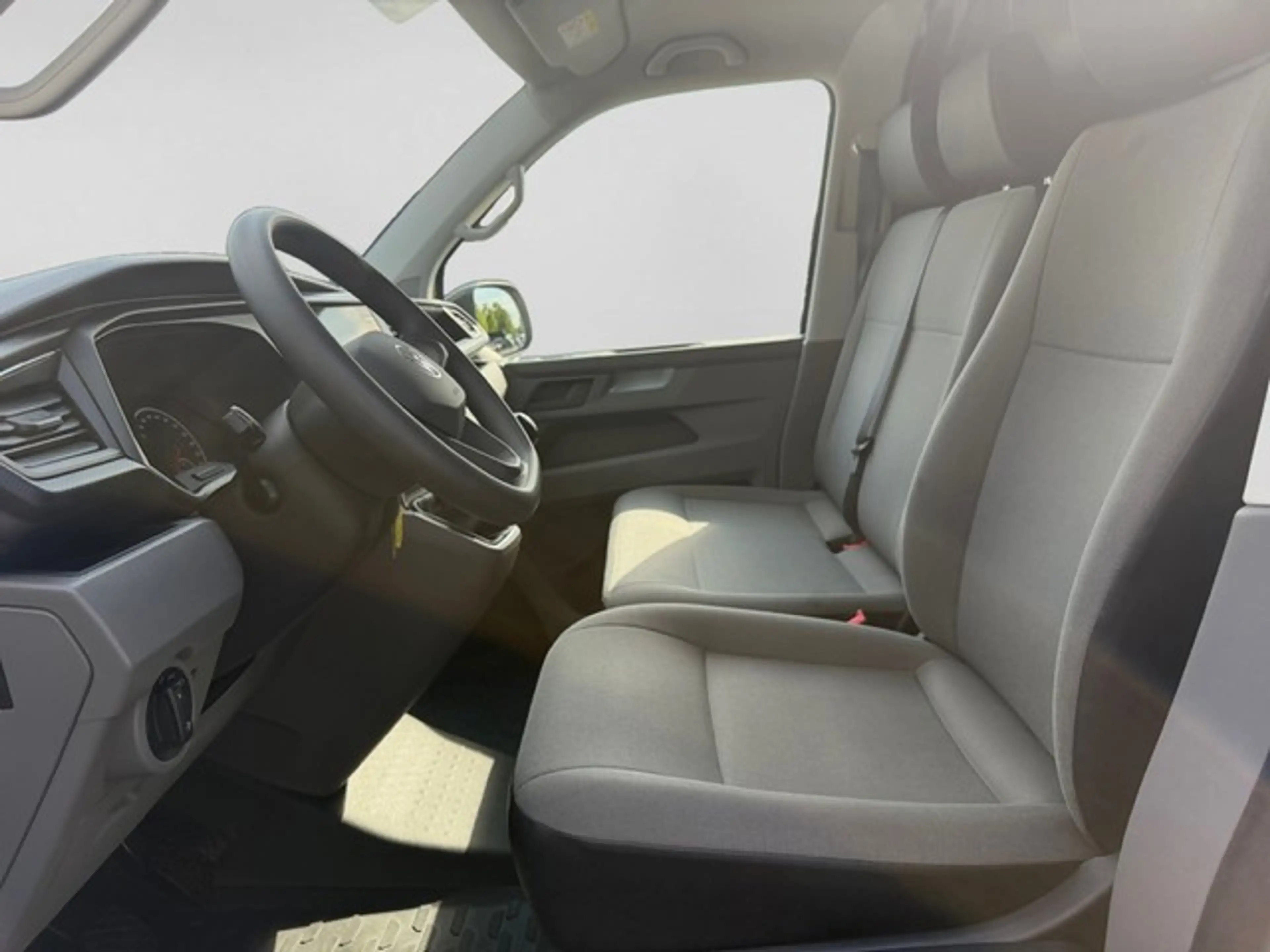 Volkswagen T6.1 Transporter Kasten T6.1 Transporter 2.0TDI +AZV+3-SITZER+KL... — photo 10