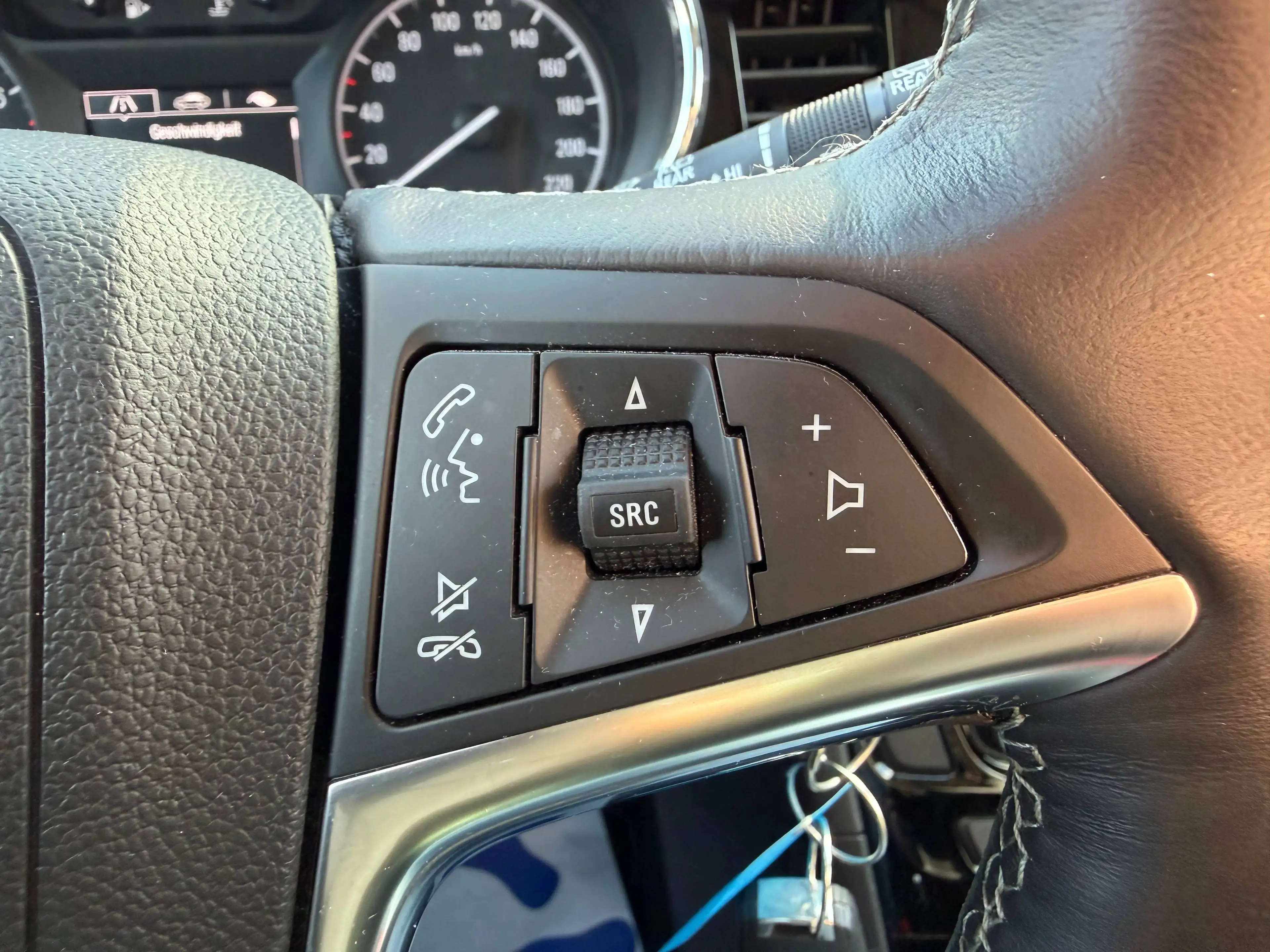Opel Mokka X Active 4x4 *Allrad*Rückfahrkam*Lenkradhzg*CarPlay*Android Auto — photo 23