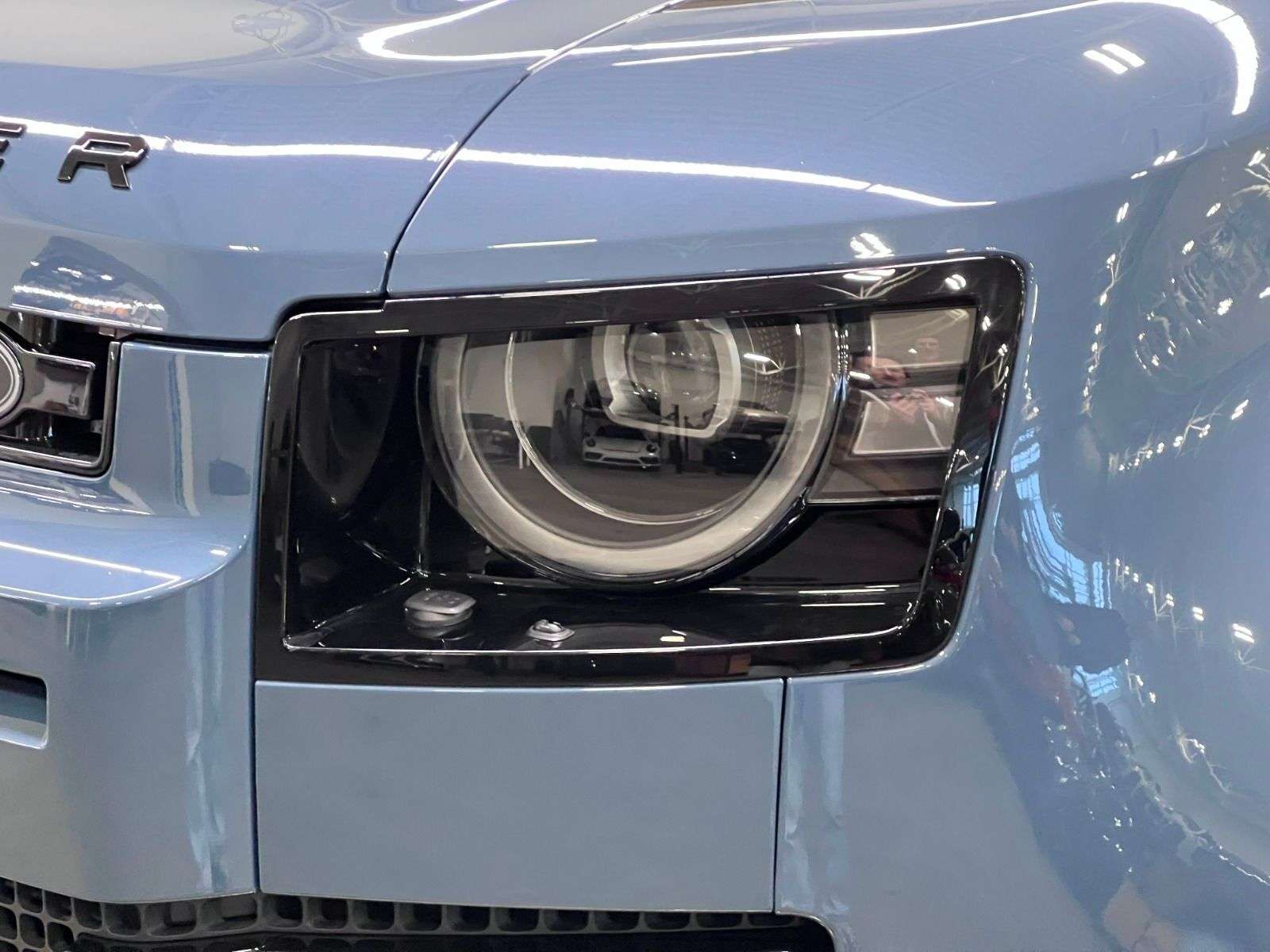 2026 Land Rover Defender 110 P400 X-DYNAMIC SE thumb 12