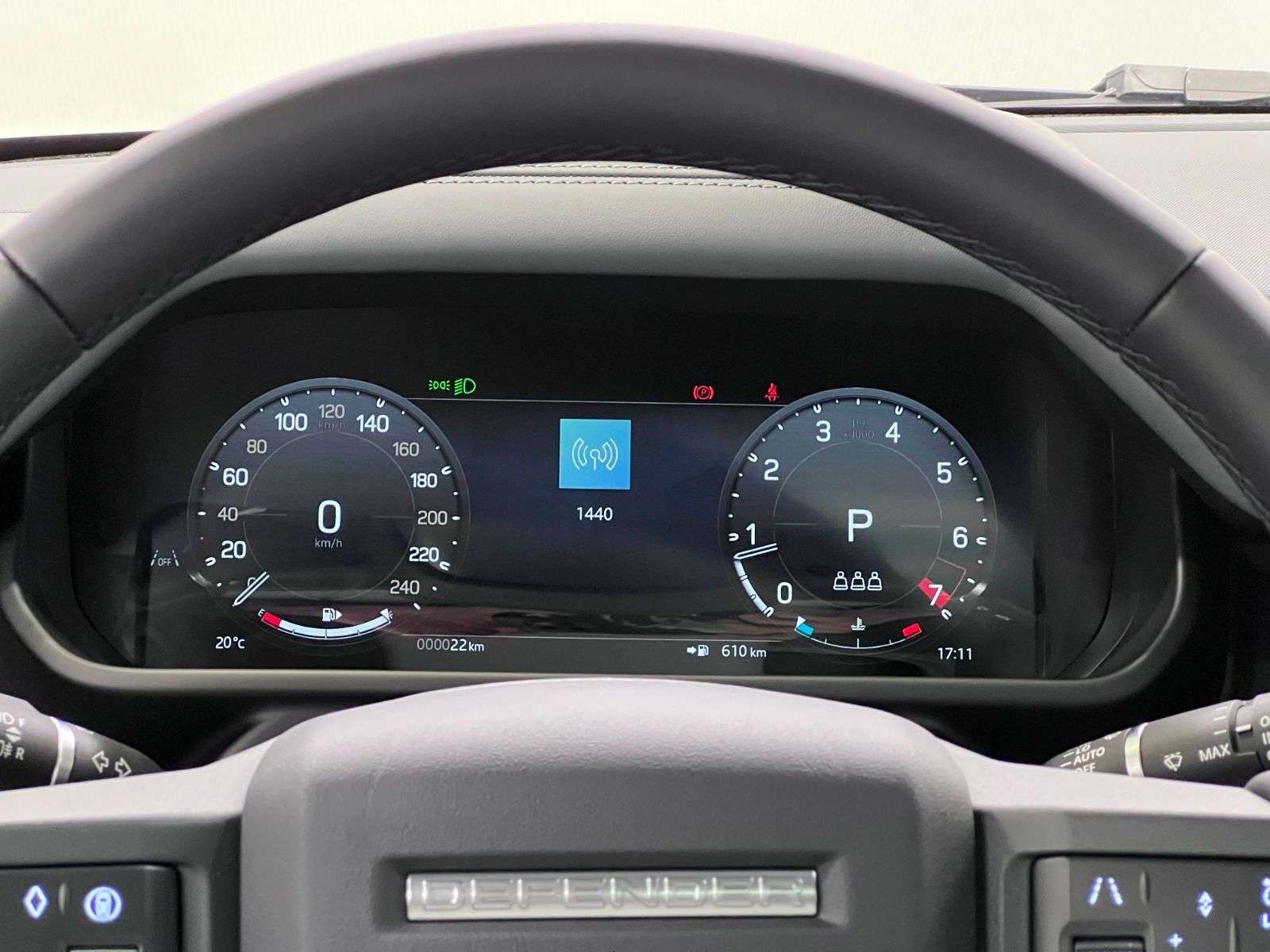 2026 Land Rover Defender 110 P400 X-DYNAMIC SE thumb 15
