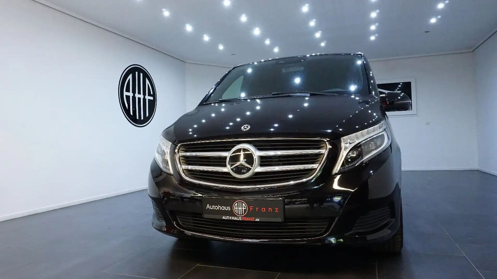 Mercedes-Benz V 220 220d 4MATIC*TOTW*Abstand*Burmester*KAM Black - 2