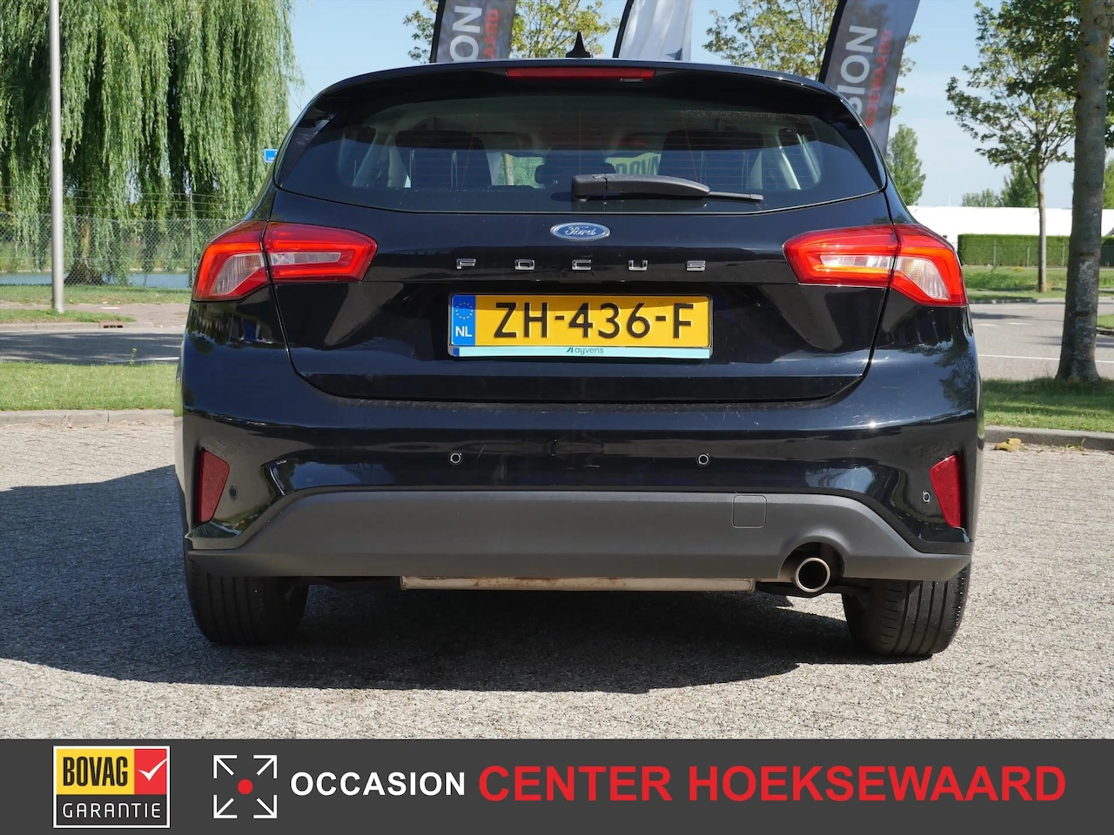 Ford Focus 1.0 EcoBoost Titanium Business — photo 12