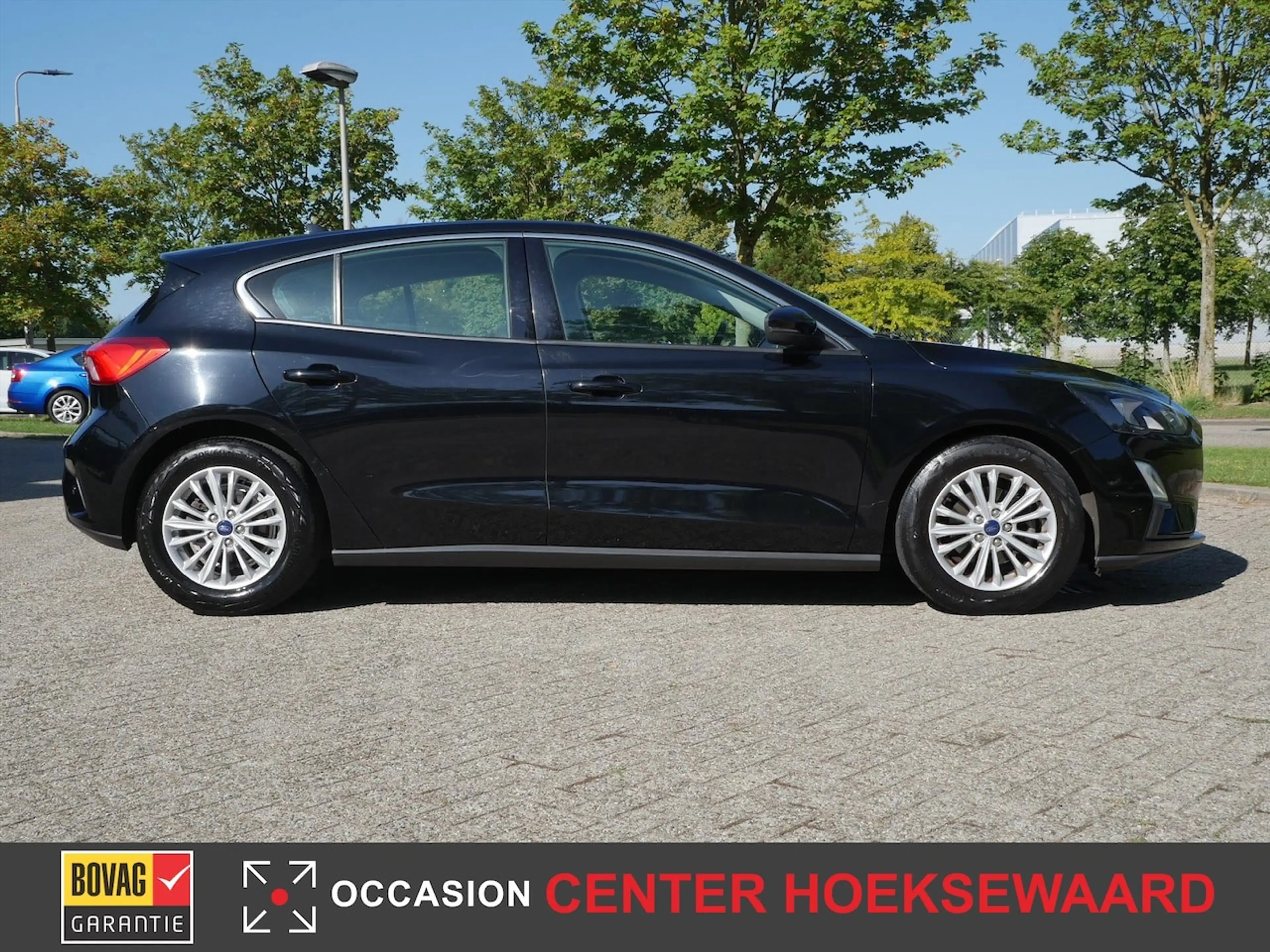 Ford Focus 1.0 EcoBoost Titanium Business — photo 13