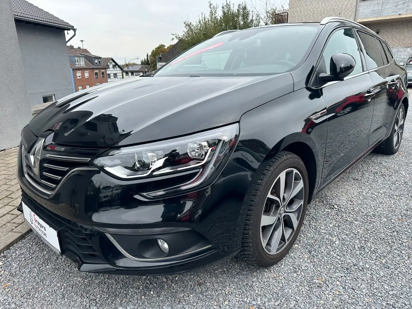 Renault Megane IV Grandtour BOSE-Edition Schwarz - 2