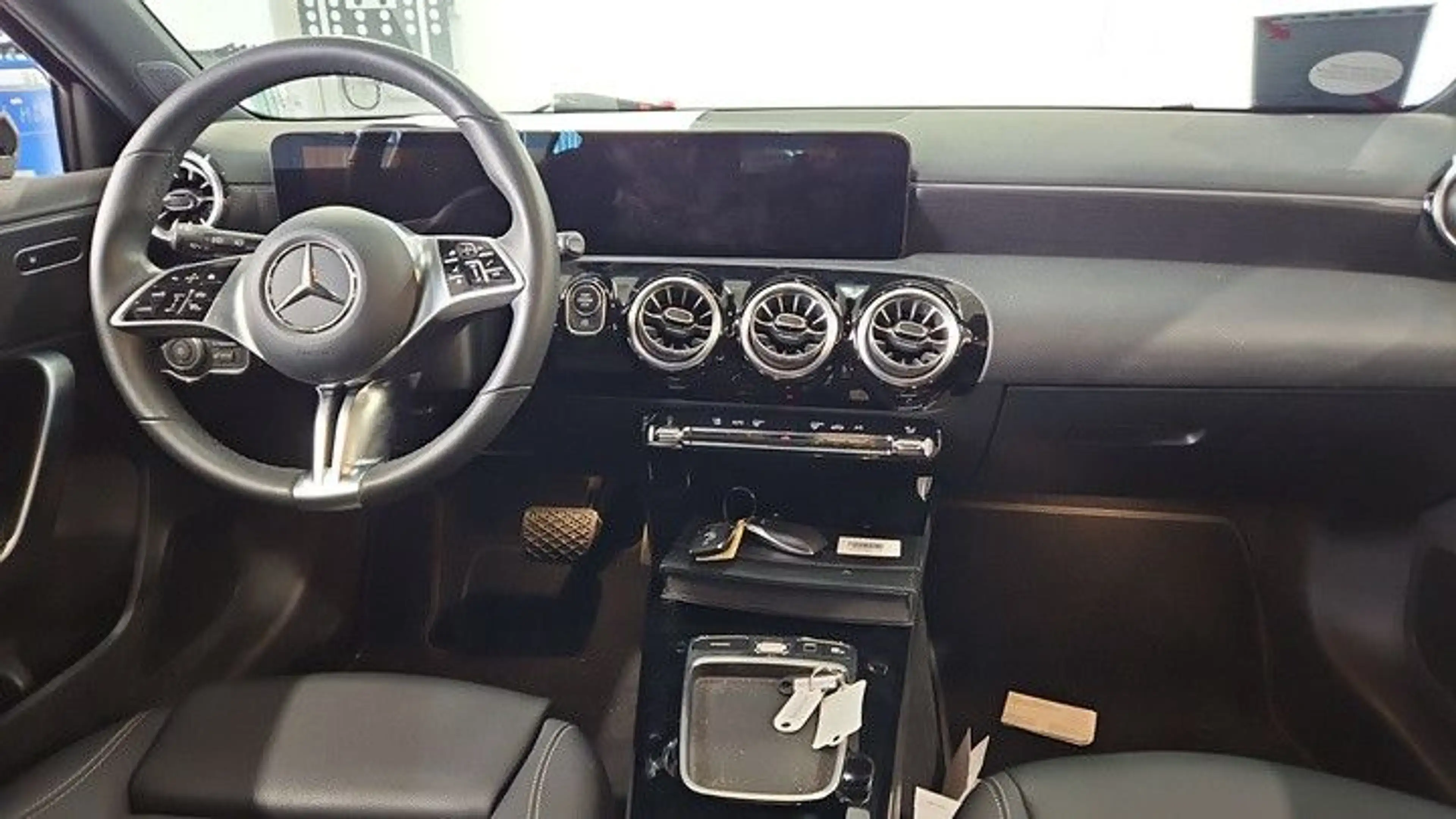 Mercedes-Benz A 180 d Progressive/KEYLESS-GO/360°Kamera/AHK — photo 5