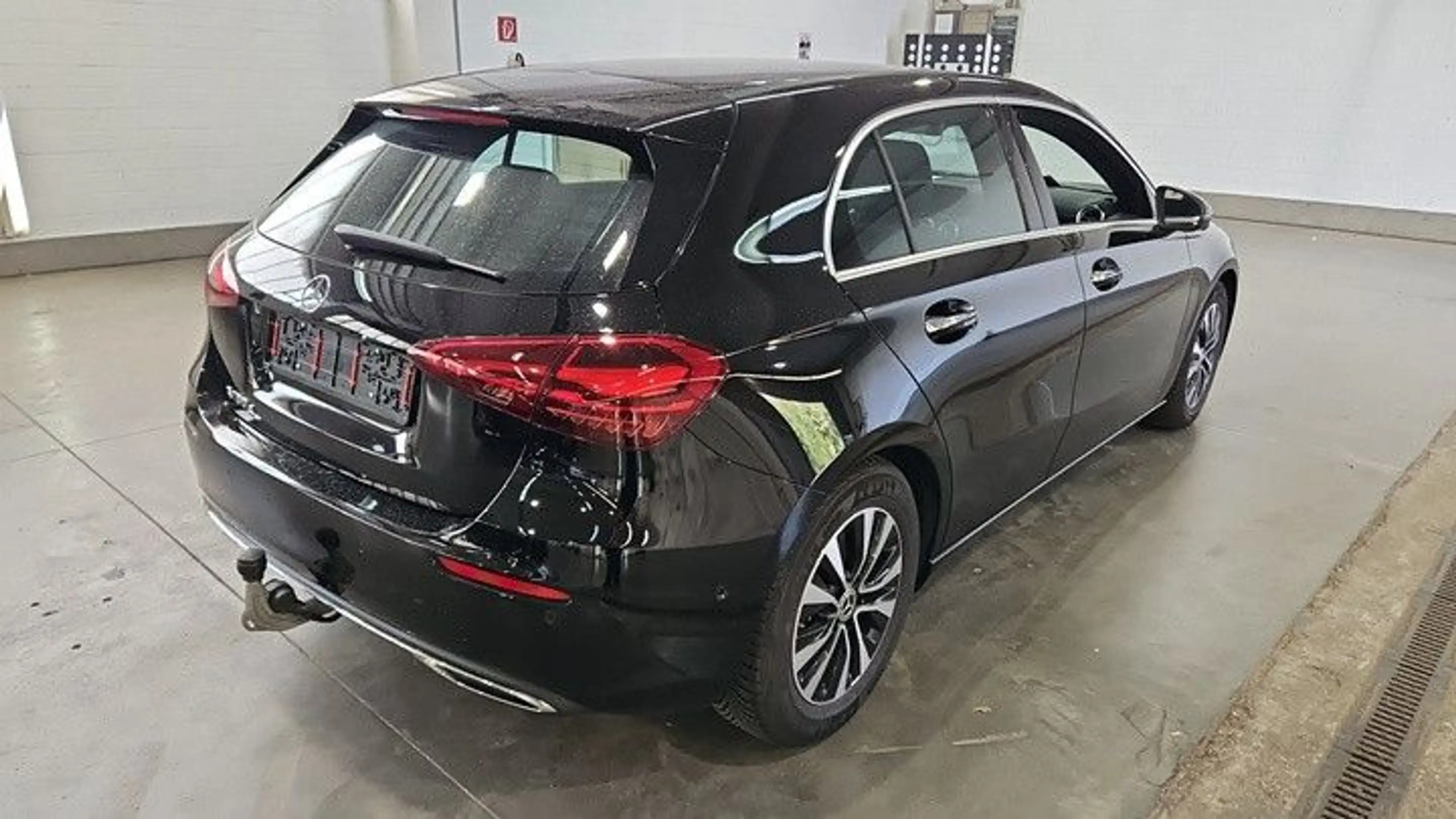 Mercedes-Benz A 180 d Progressive/KEYLESS-GO/360°Kamera/AHK — photo 4