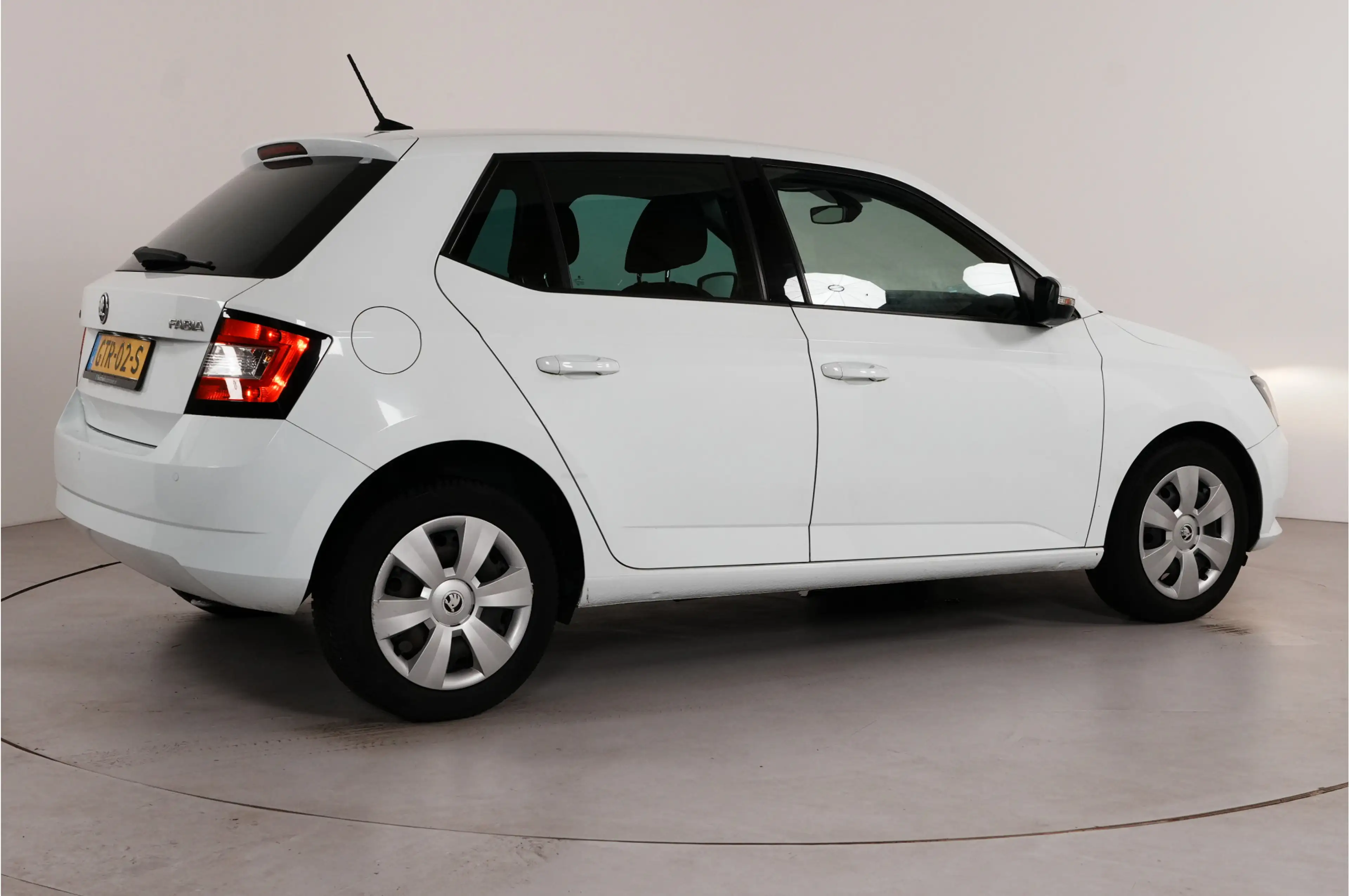 Skoda Fabia 1.0 TSI Drive | — photo 18