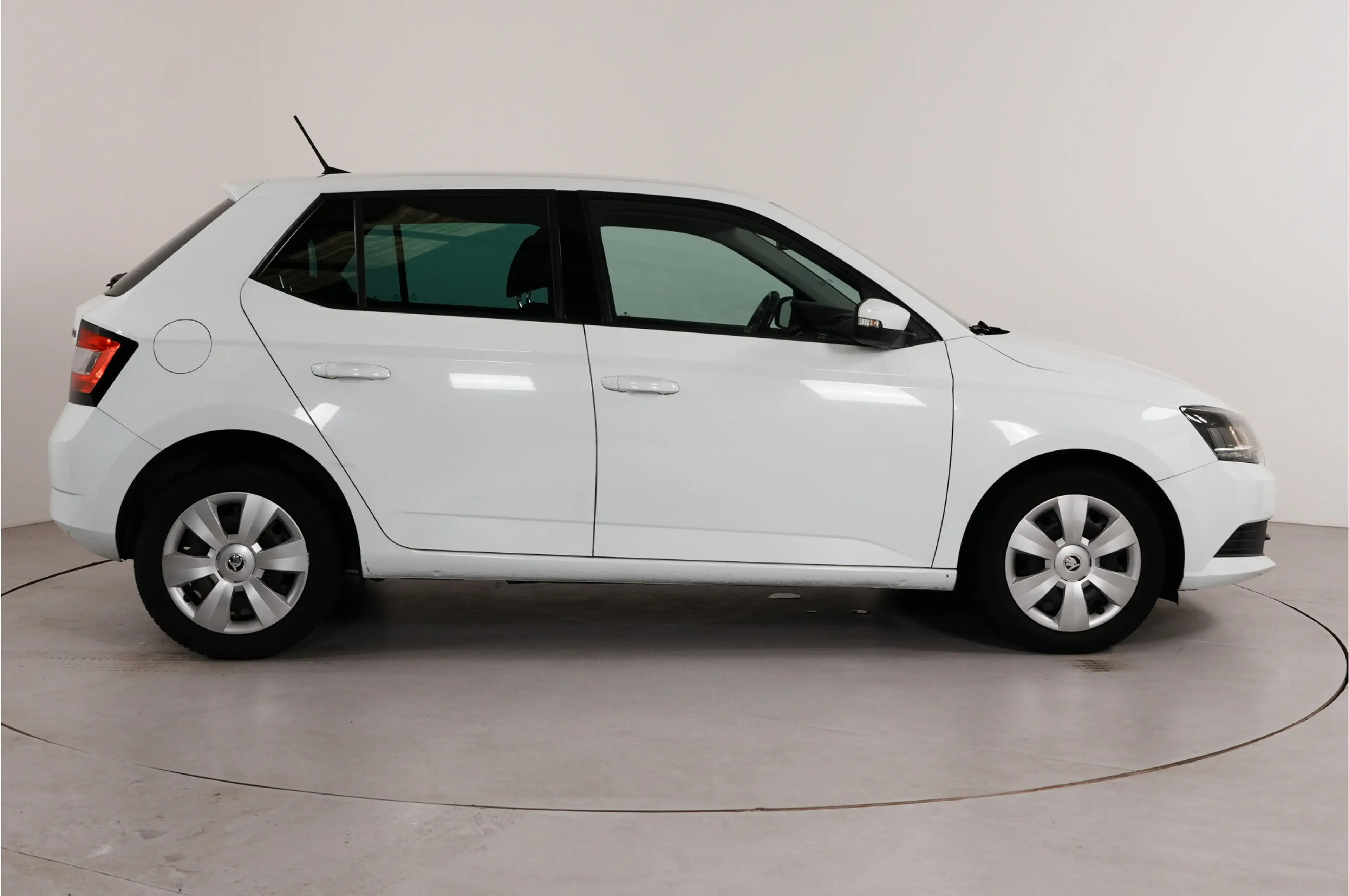 Skoda Fabia 1.0 TSI Drive | — photo 22