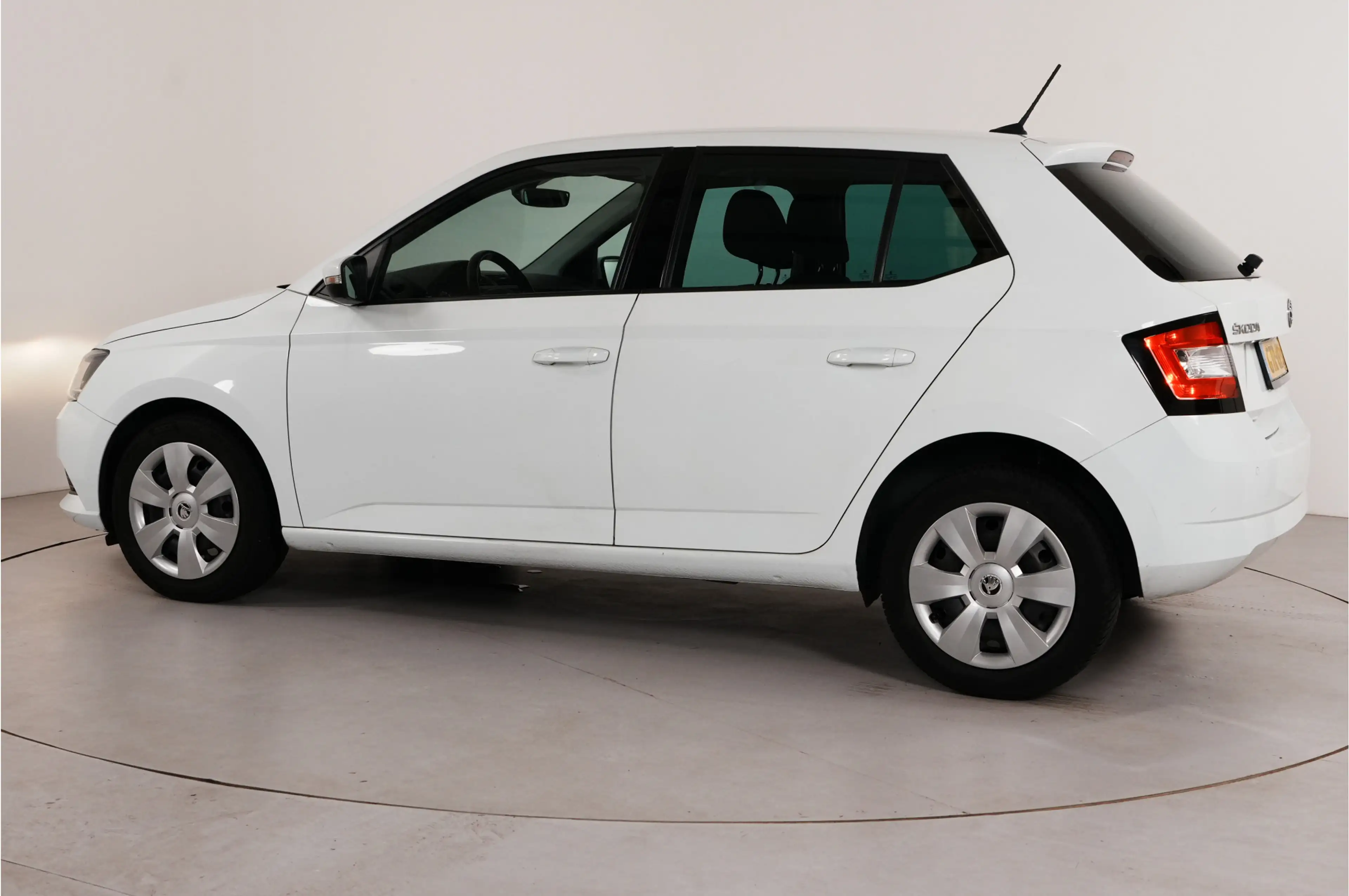 Skoda Fabia 1.0 TSI Drive | — photo 27