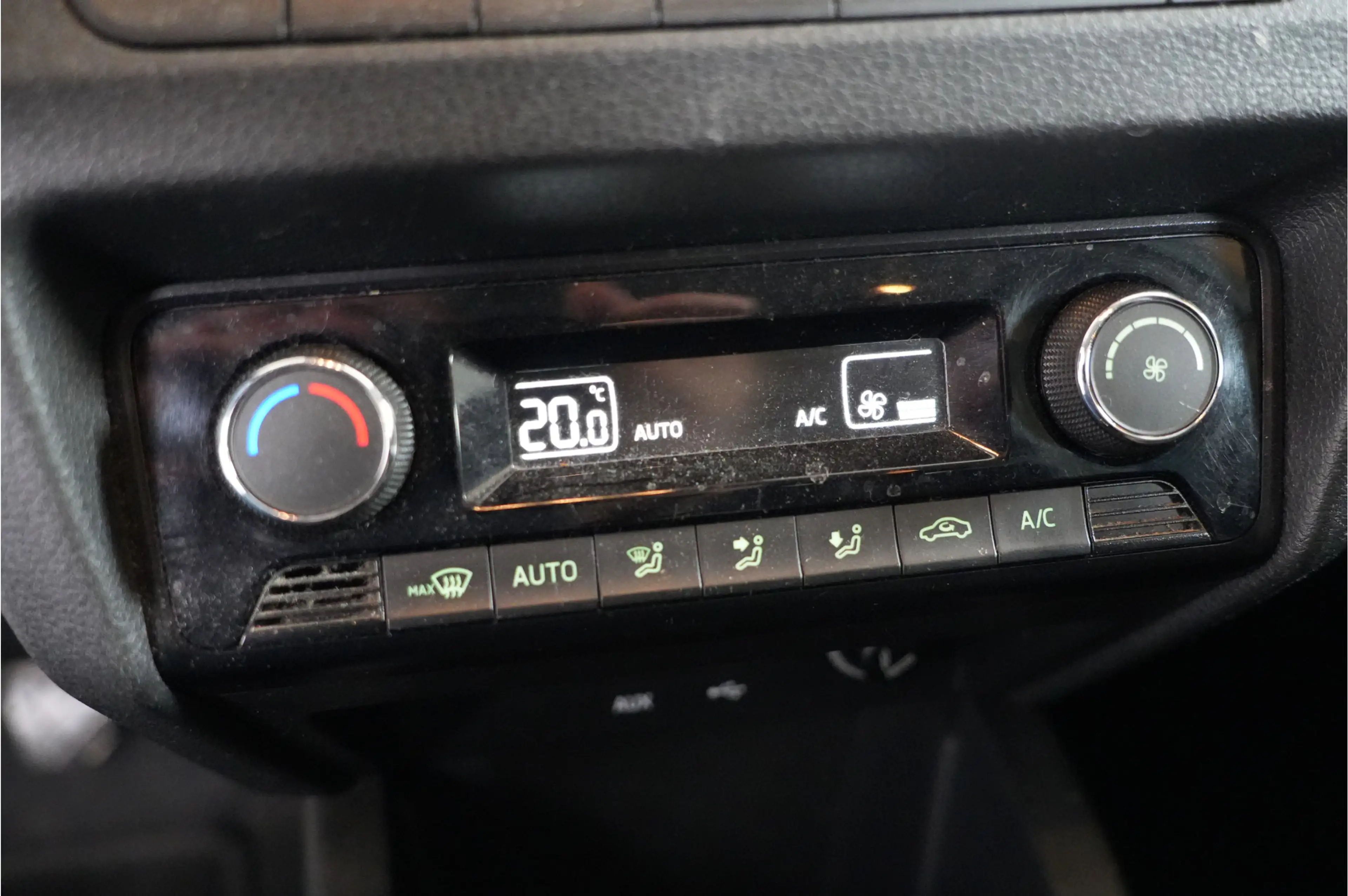 Skoda Fabia 1.0 TSI Drive | — photo 14
