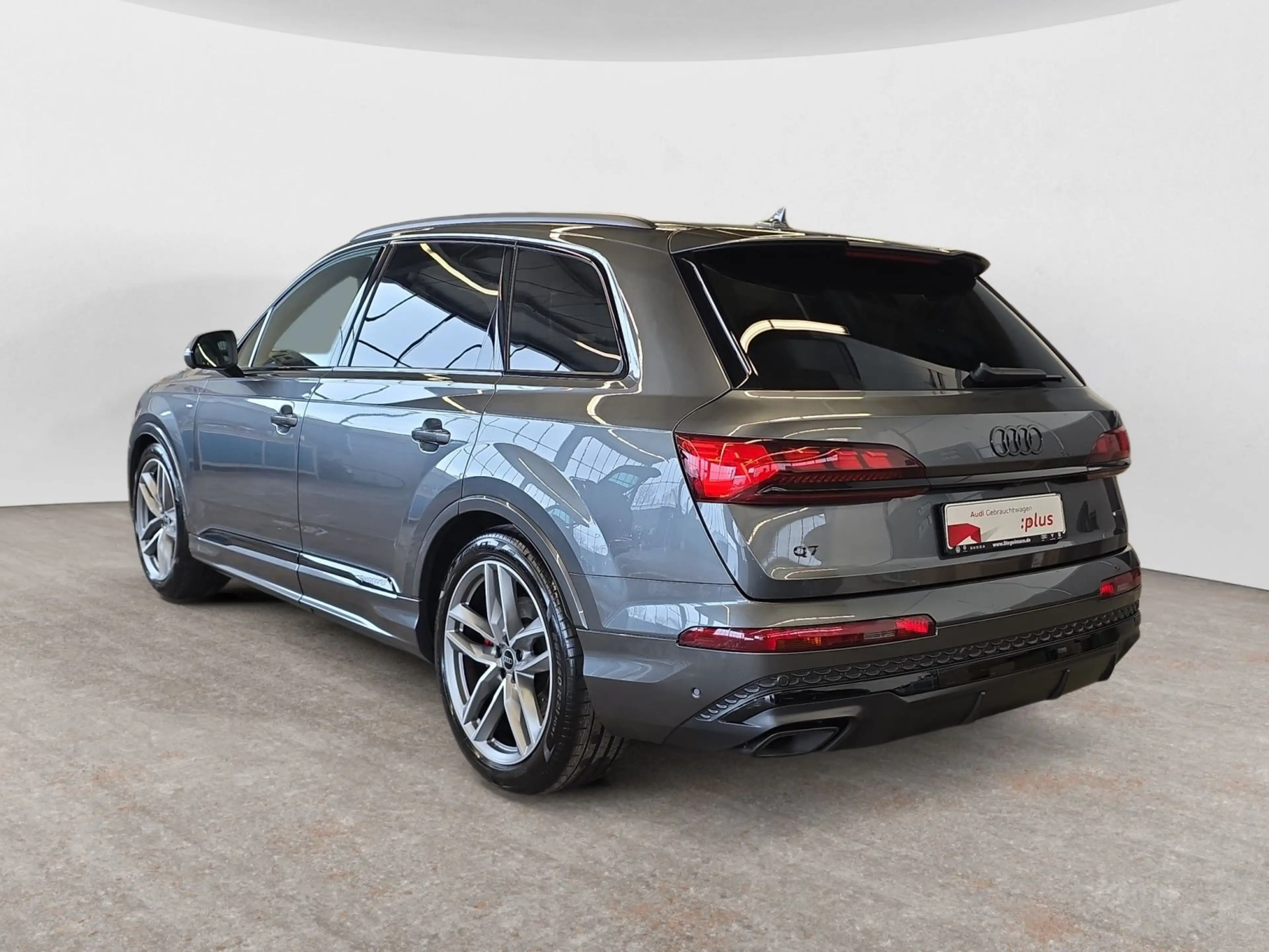 Audi Q7 55 TFSI qu. S line*schwarz+*AHK*Pano*Head_up — photo 4