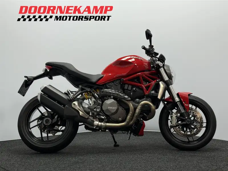 Ducati Monster 1200