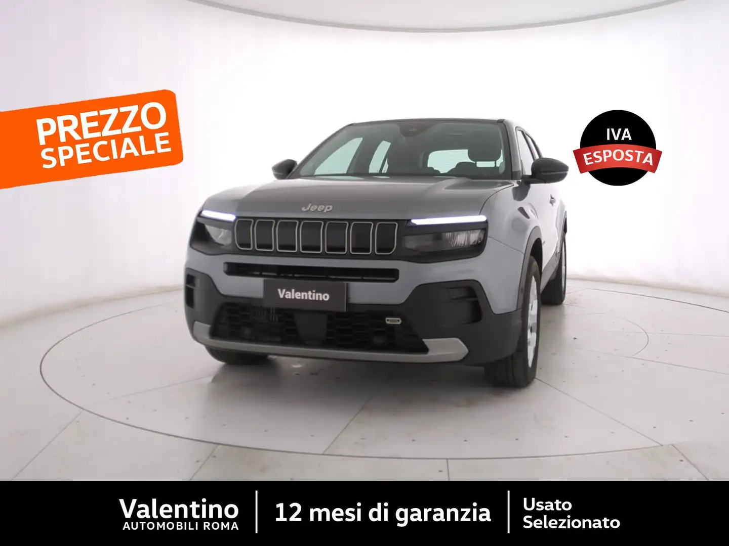 Jeep Avenger 1.2 Turbo Altitude Šedá - 1