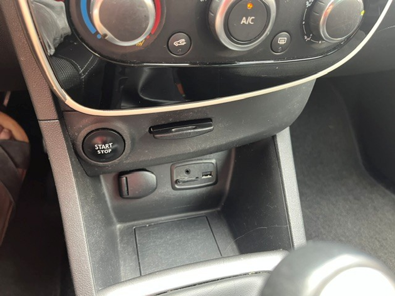 Renault Clio Energy TCe 90pk S&amp;S Night &amp; Day — photo 14