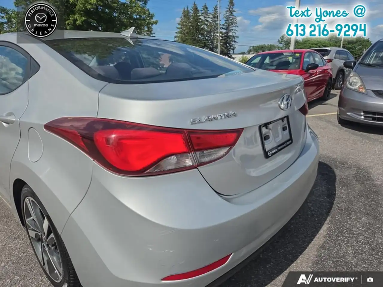 Hyundai ELANTRA снимка Hyundai ELANTRA