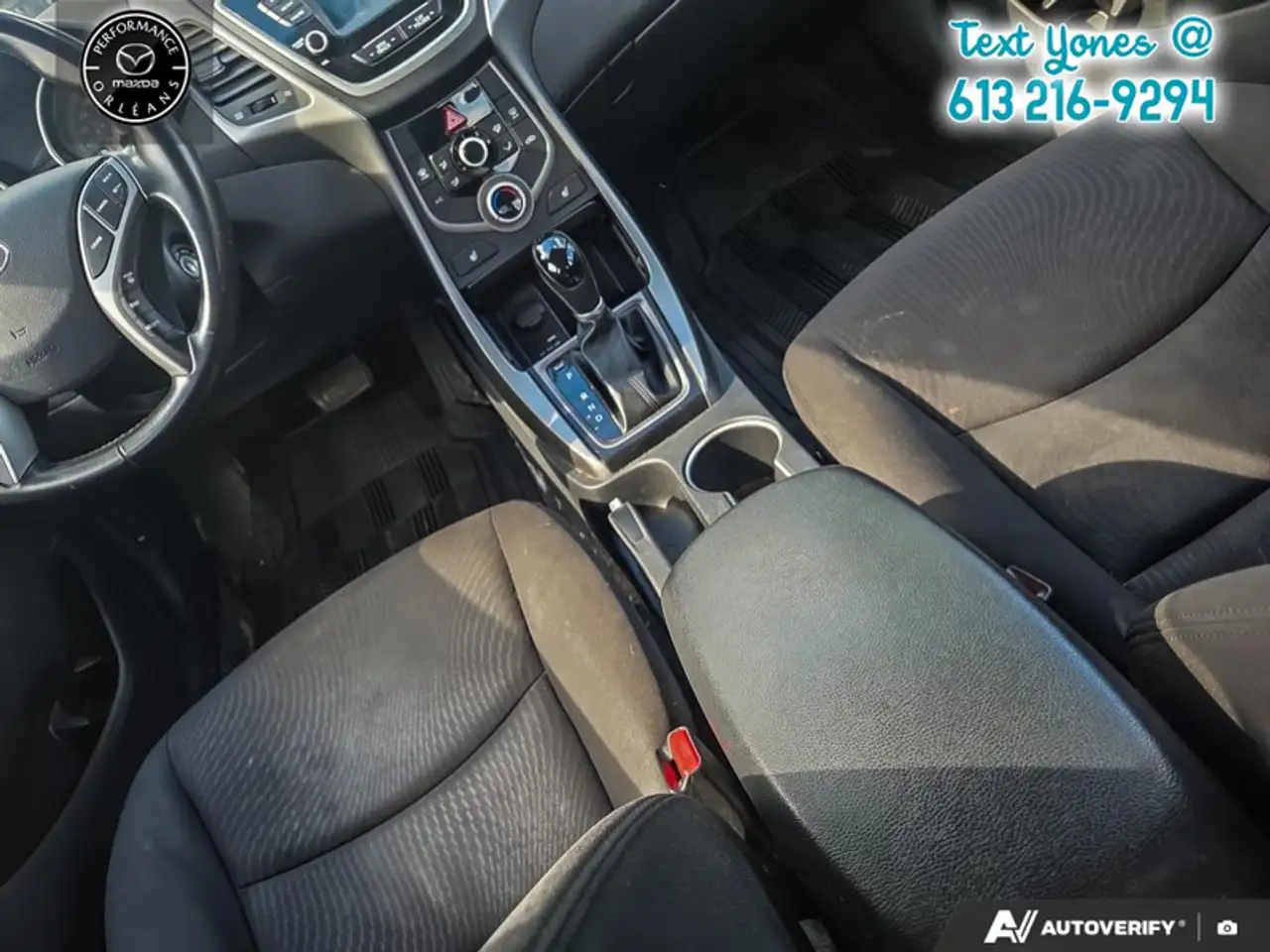 Hyundai ELANTRA снимка Hyundai ELANTRA