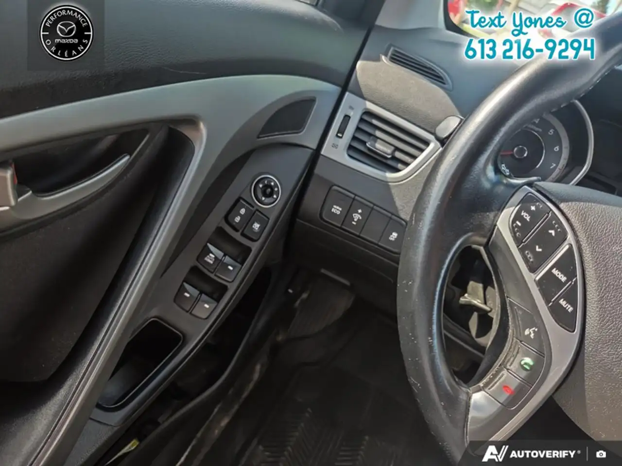 Hyundai ELANTRA снимка Hyundai ELANTRA