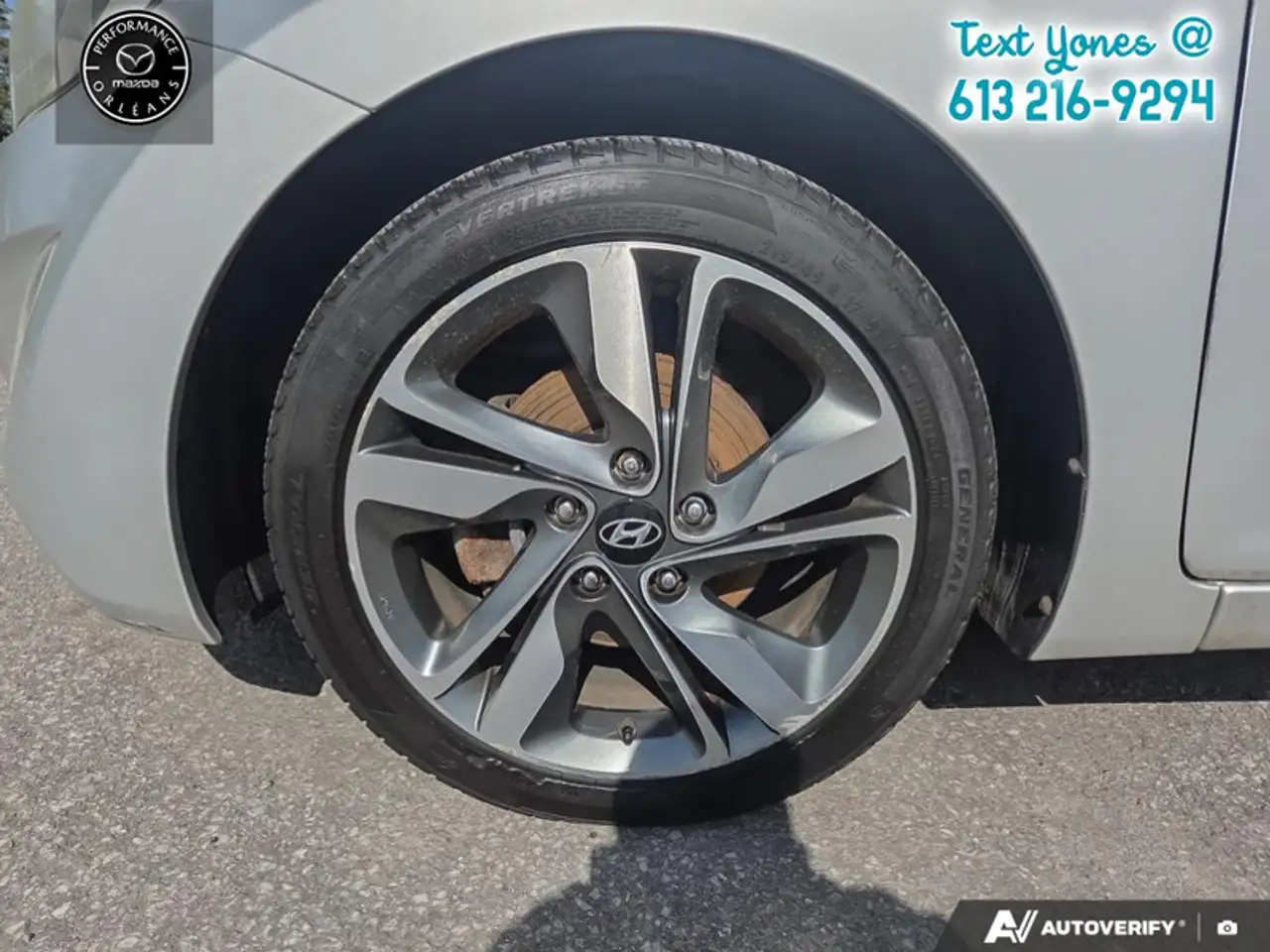 Hyundai ELANTRA снимка Hyundai ELANTRA