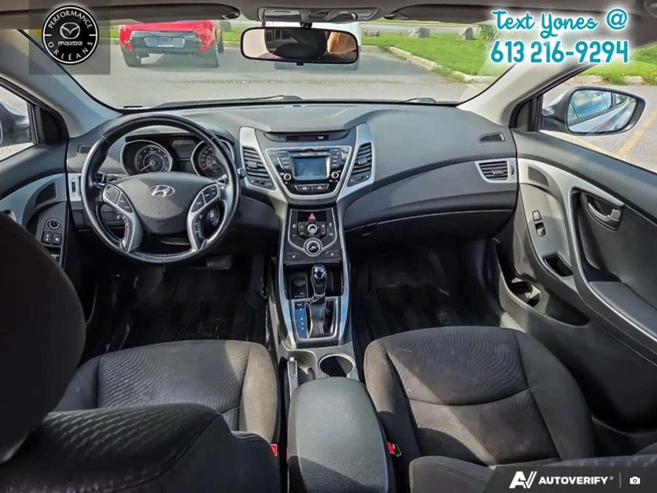 Hyundai ELANTRA снимка Hyundai ELANTRA