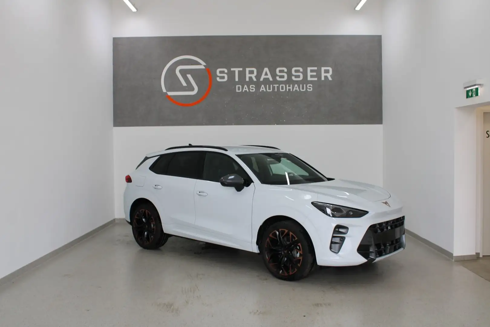 CUPRA Terramar 2.0 TSI 204 PS DSG 4Drive Weiß - 1