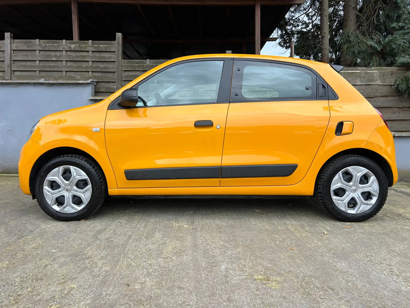 Renault Twingo 1.0i SCe Edition One (23765km) Jaune - 2