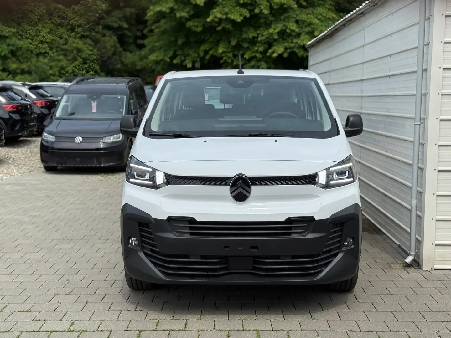 Citroen Jumpy Kombi L3 2.0 BlueHDi 180 AT8 9-Sitzer *LED*PDC*... Weiß - 1